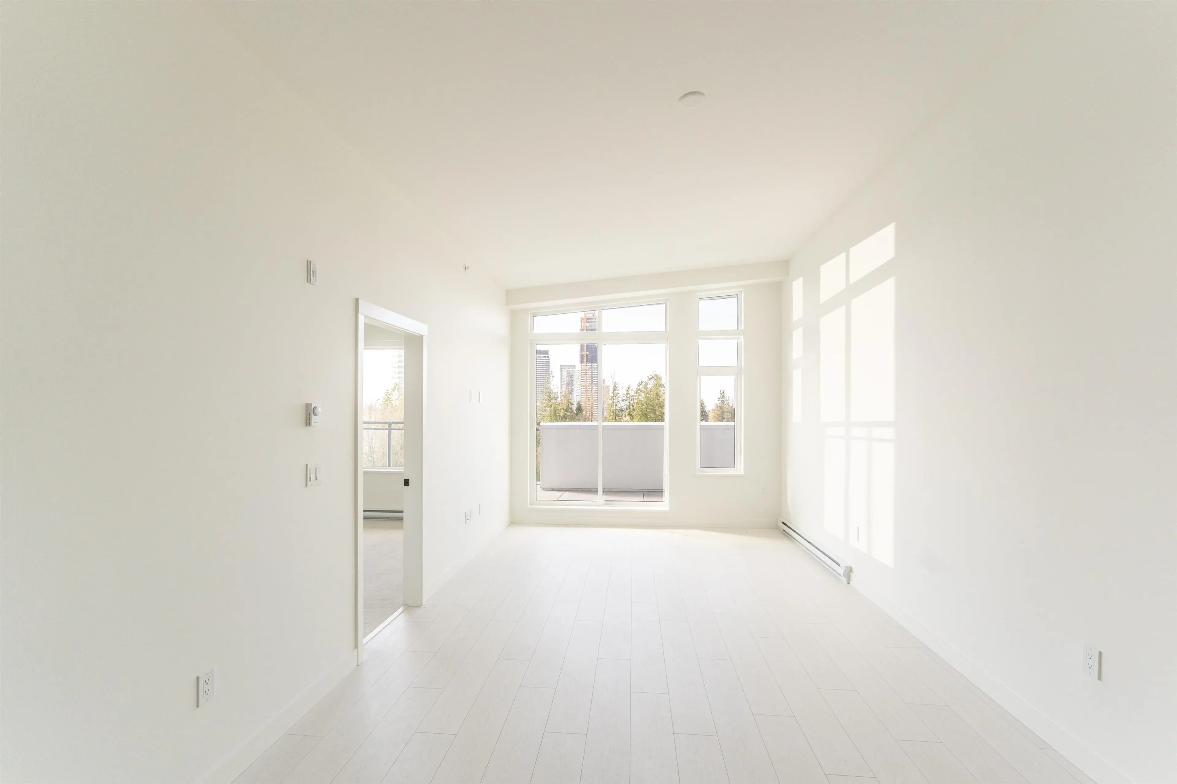 Property at #608 10488 138A STREET, Surrey, BC