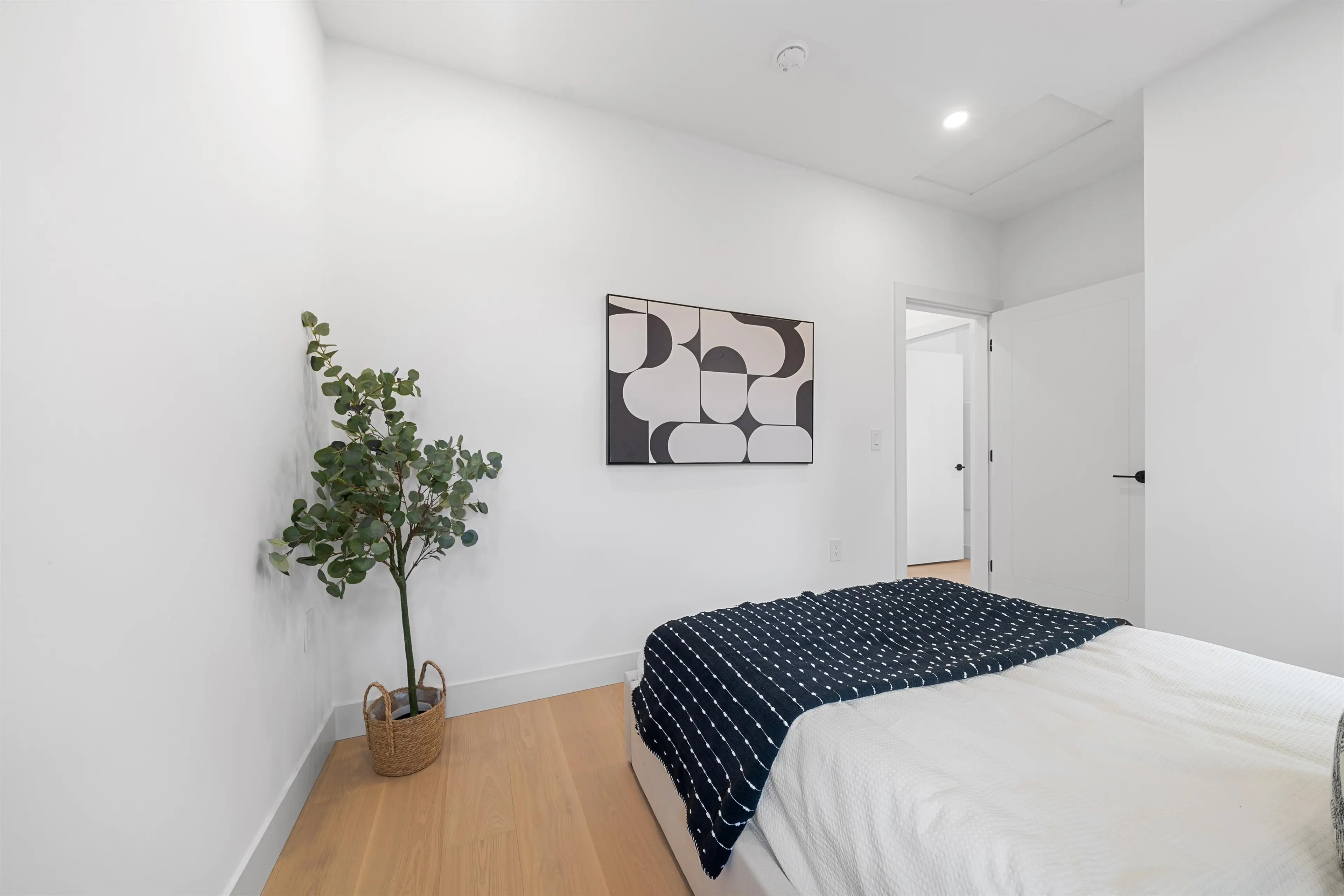 Property at 2609 DUNDAS STREET, Vancouver, BC