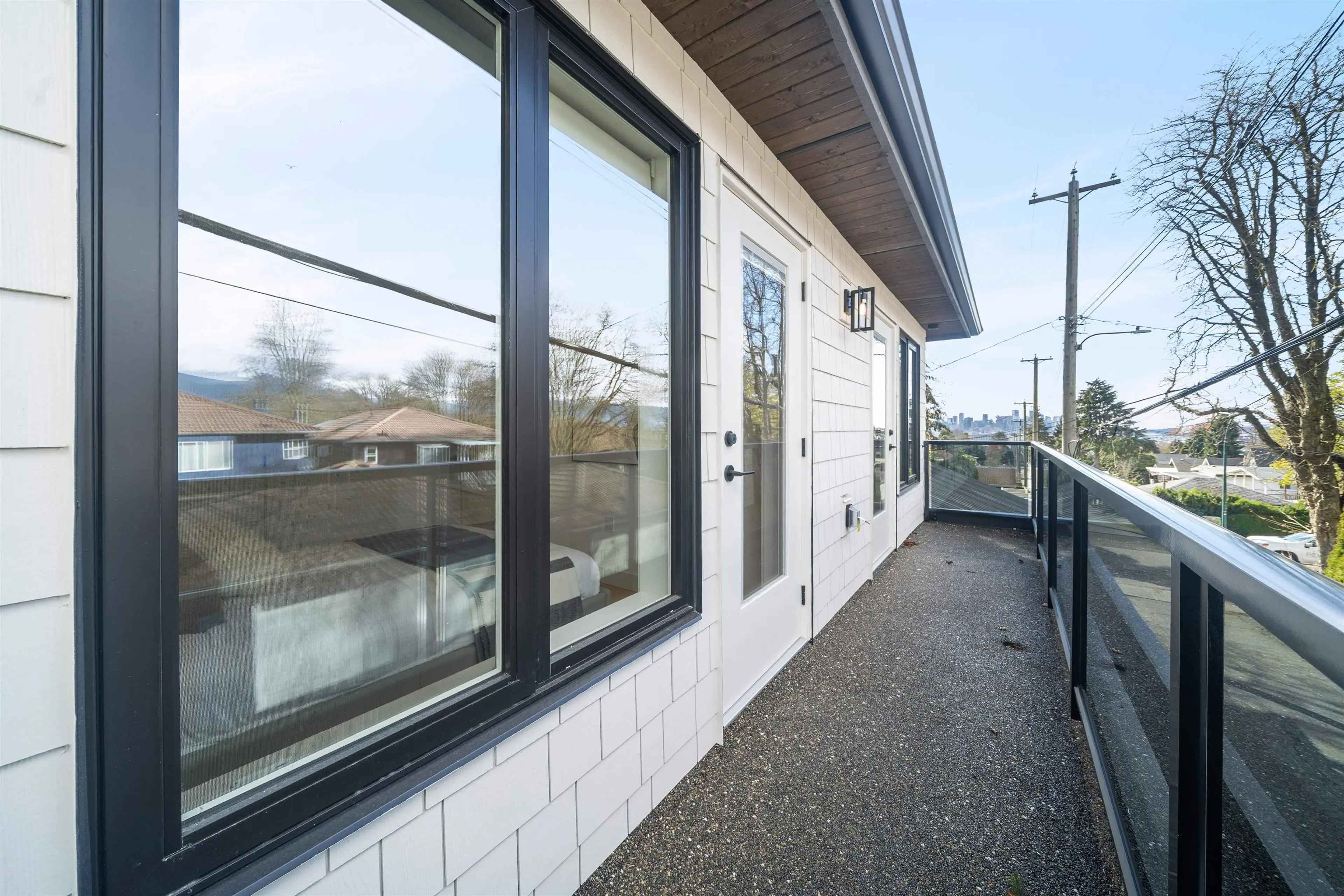 Property at 2609 DUNDAS STREET, Vancouver, BC