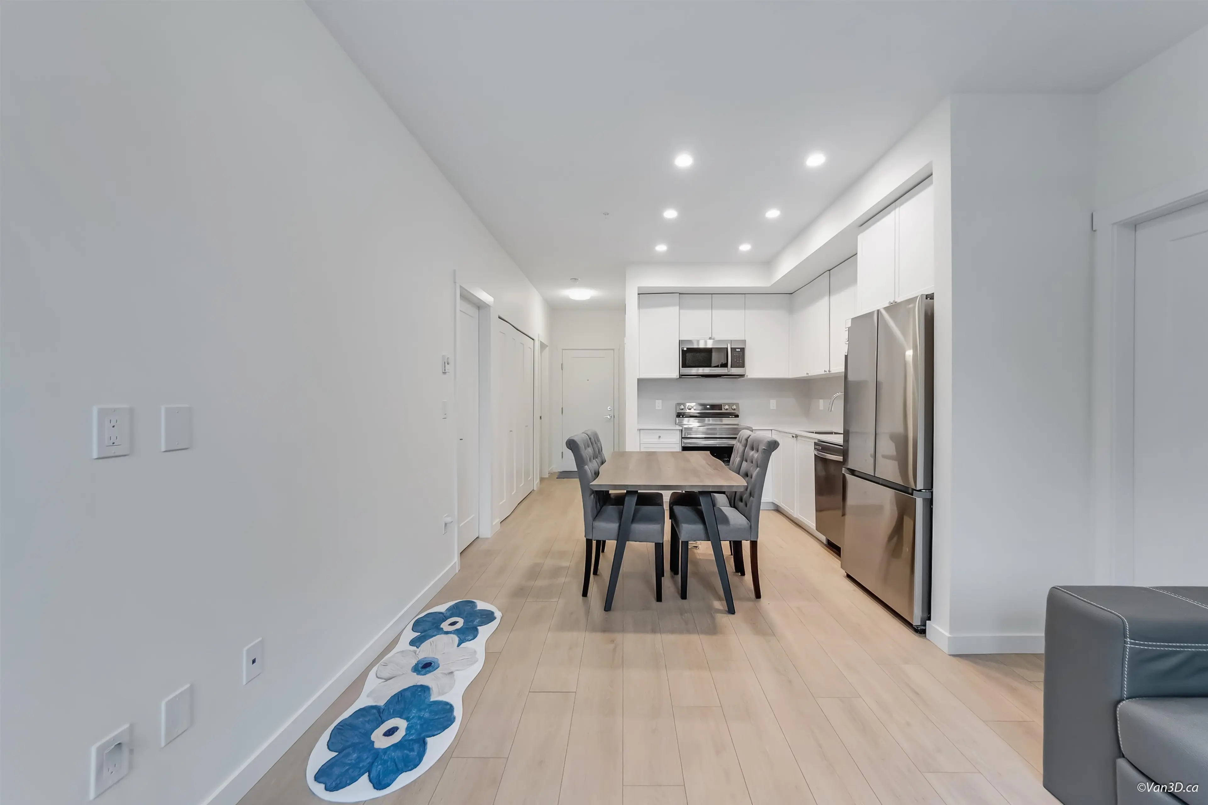 Property at #204 14778 106 AVENUE, Surrey, BC