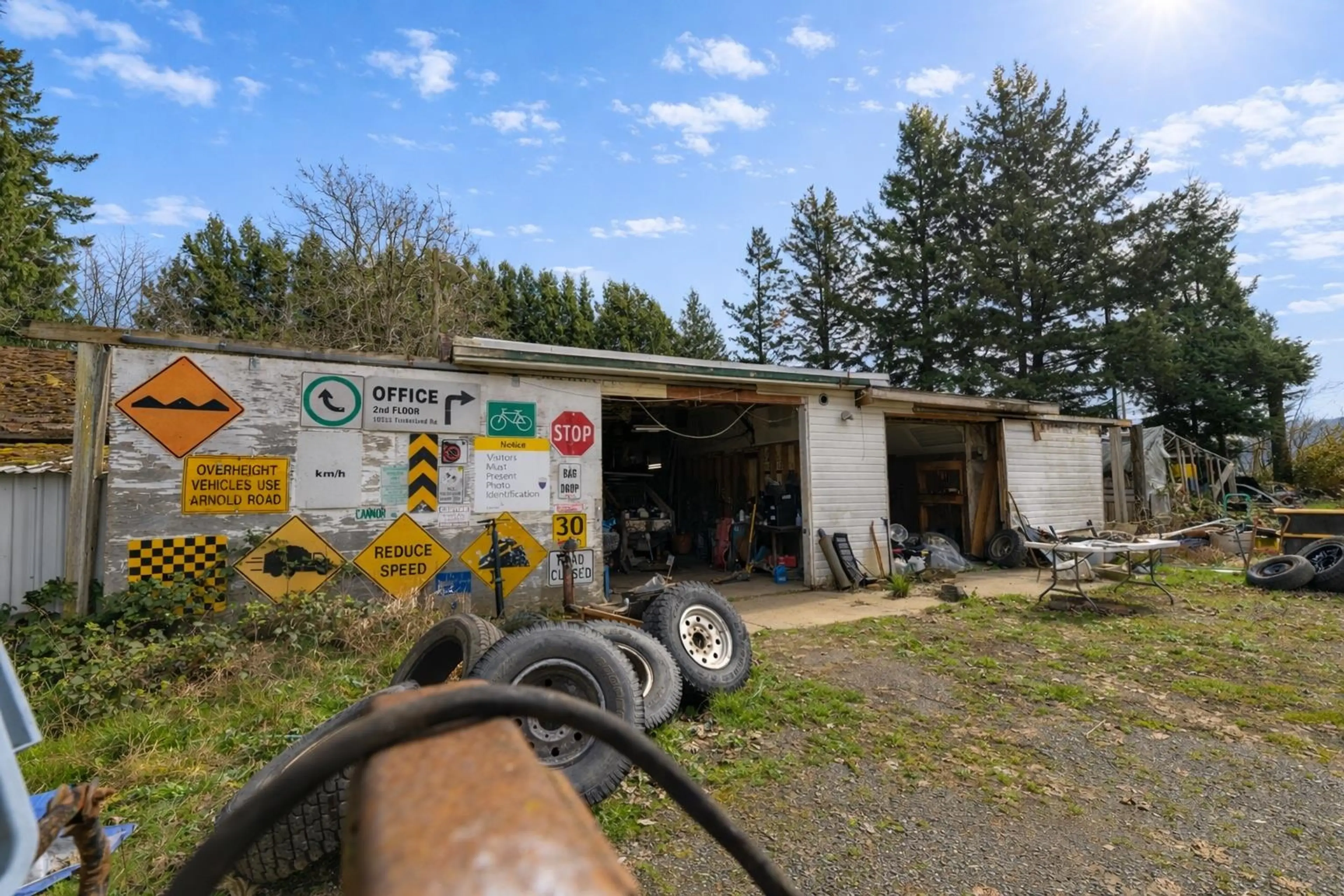 Property at 37795 NORTH PARALLEL ROAD, Abbotsford, BC