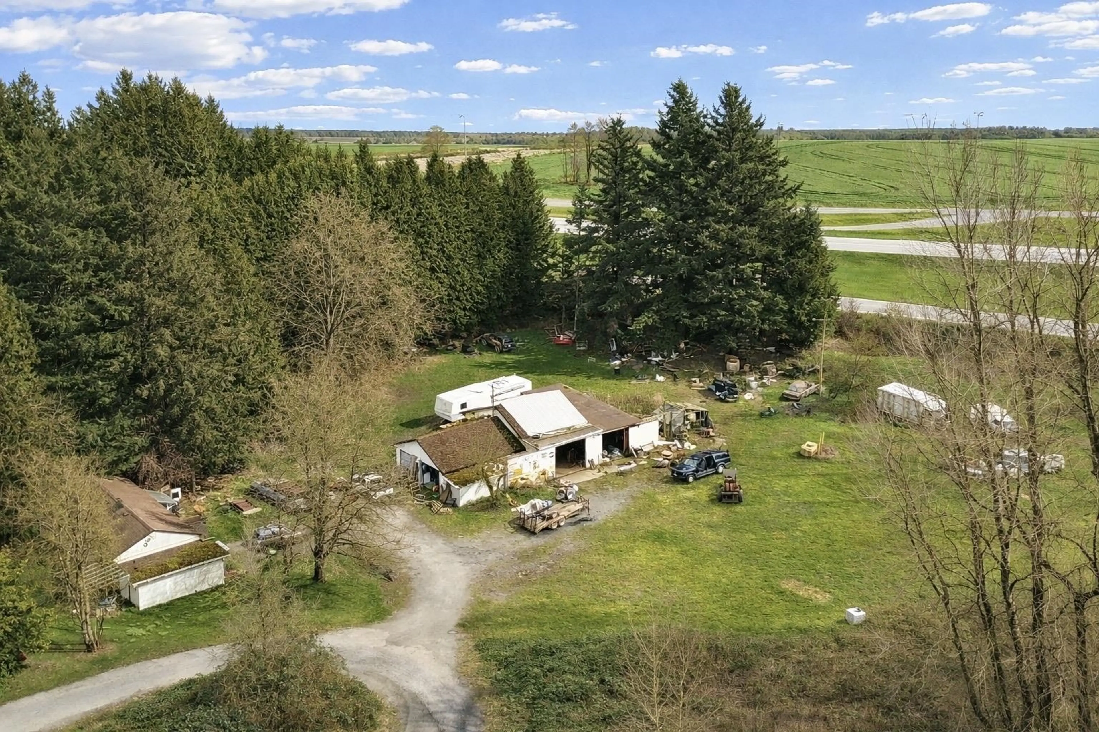 Property at 37795 NORTH PARALLEL ROAD, Abbotsford, BC