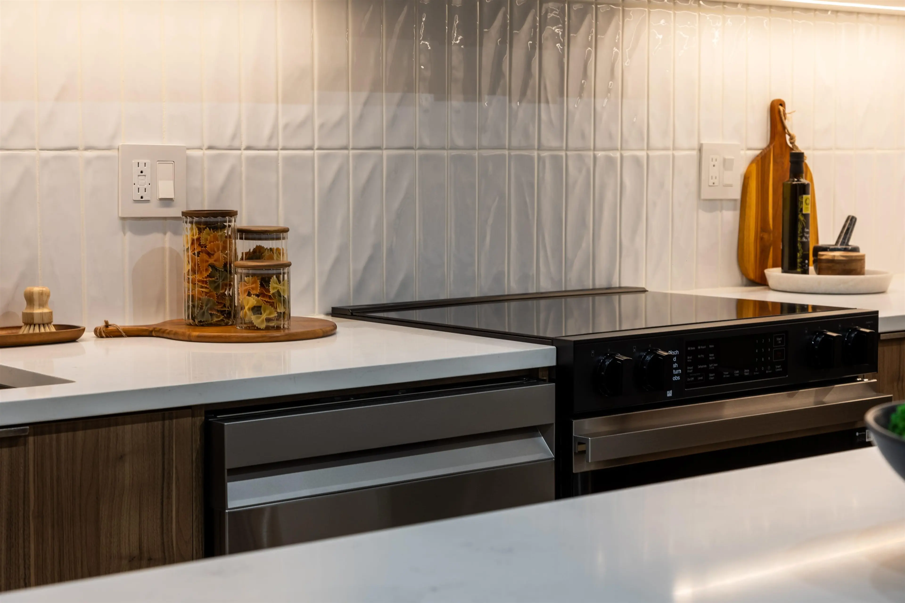 Property at #509 16485 18 AVENUE, Surrey, BC