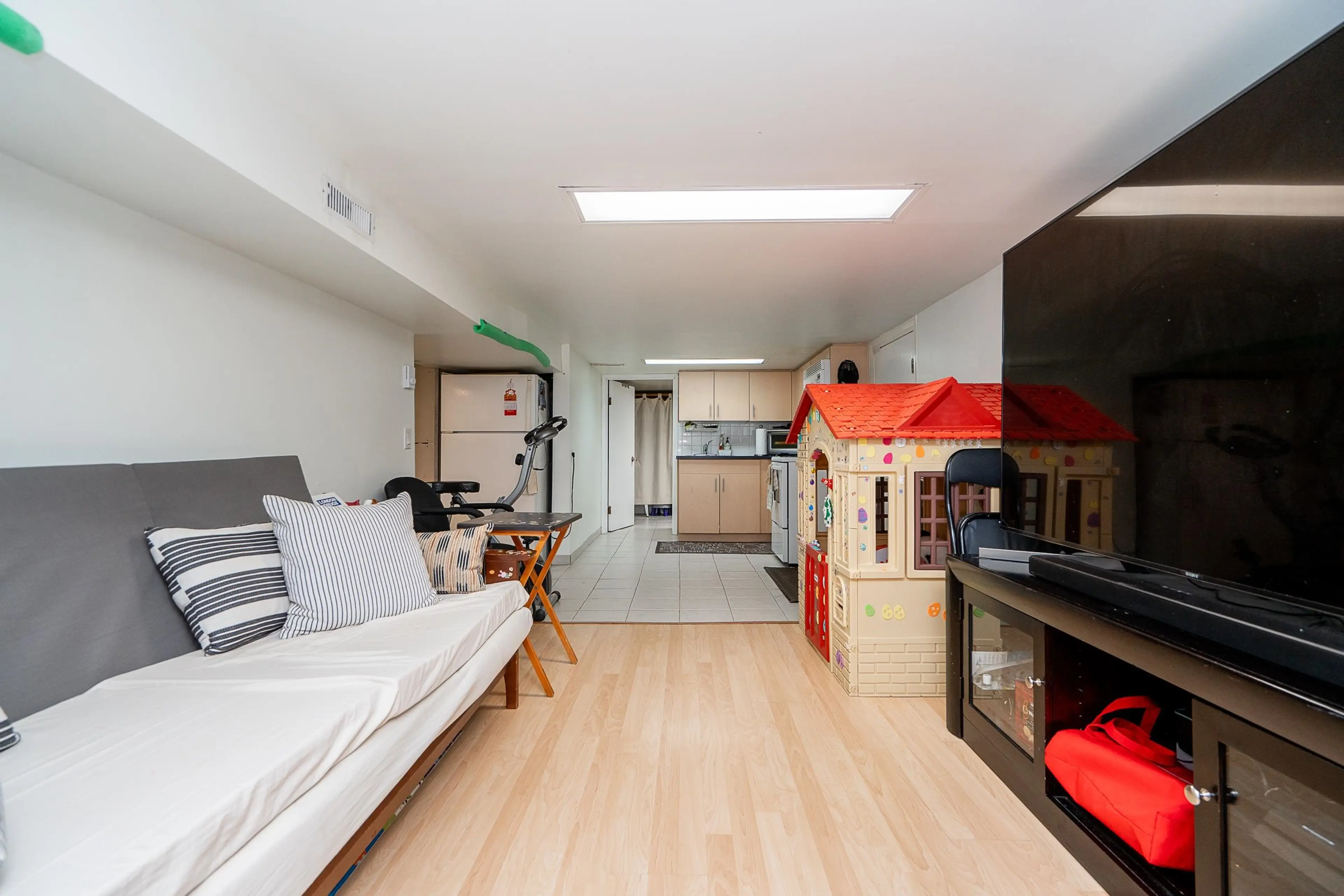 Property at 156 E 53RD AVENUE, Vancouver, BC