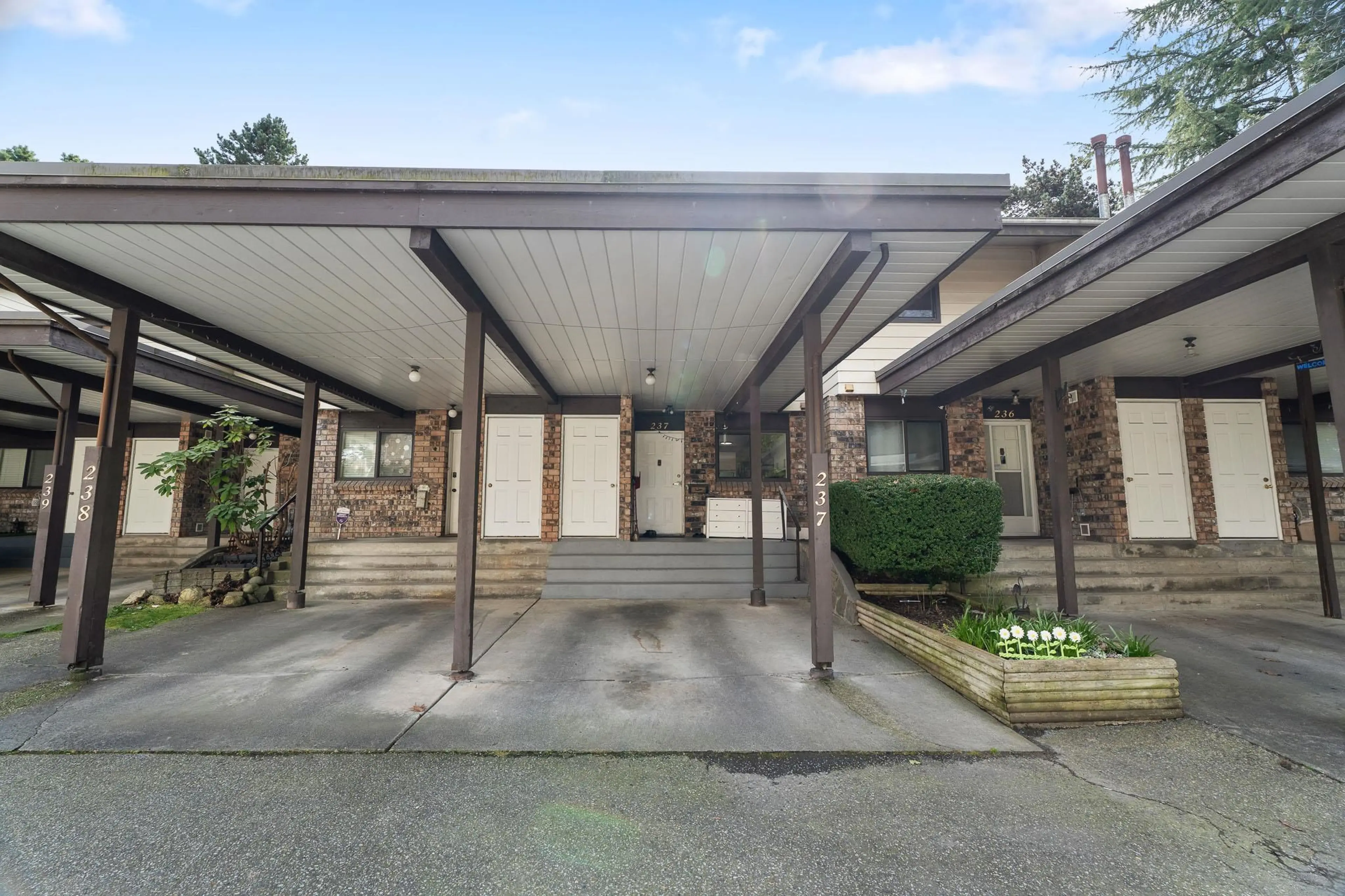 Property at #237 7447 140 STREET, Surrey, BC