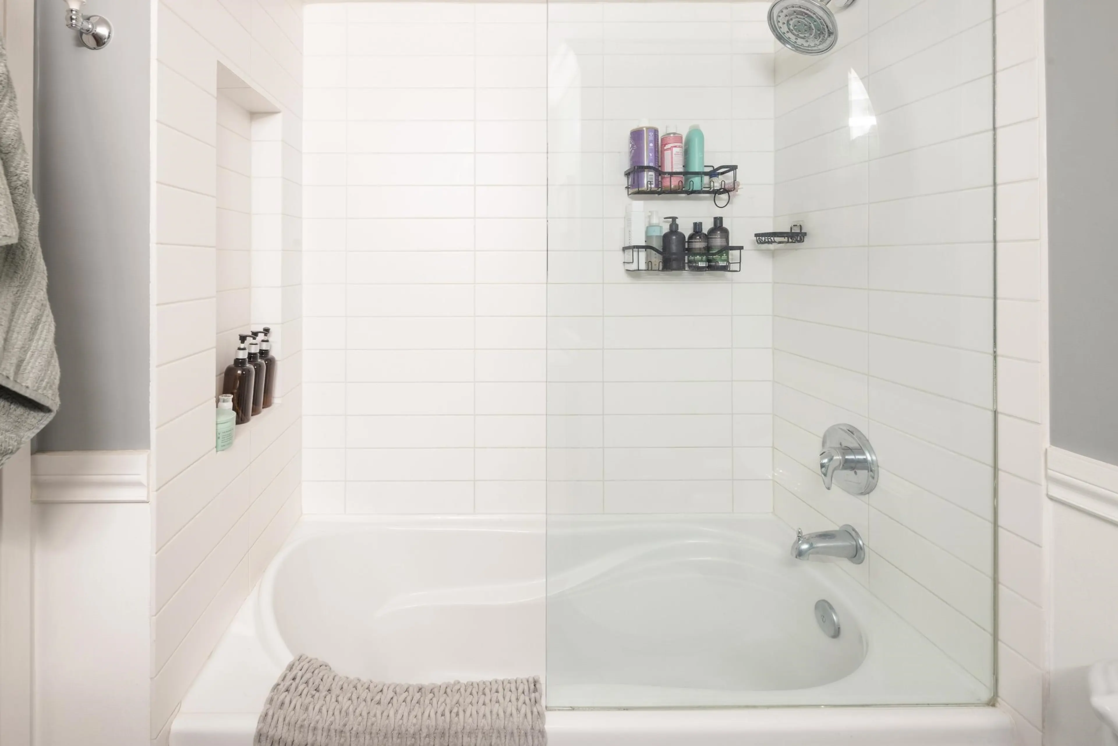 Property at #2004 145 ST. GEORGES AVENUE, North Vancouver, BC