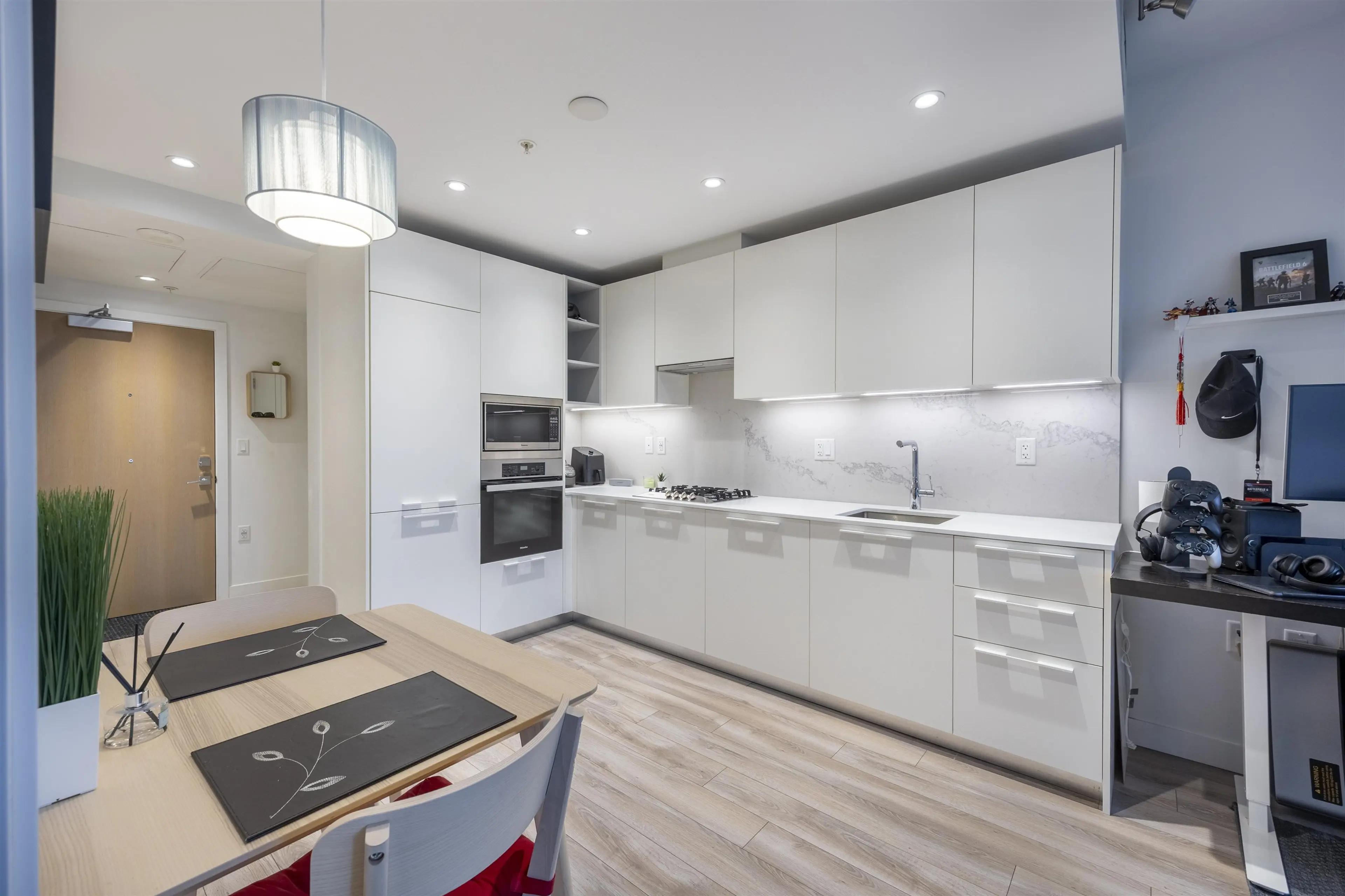 Property at #302 6699 DUNBLANE AVENUE, Burnaby, BC