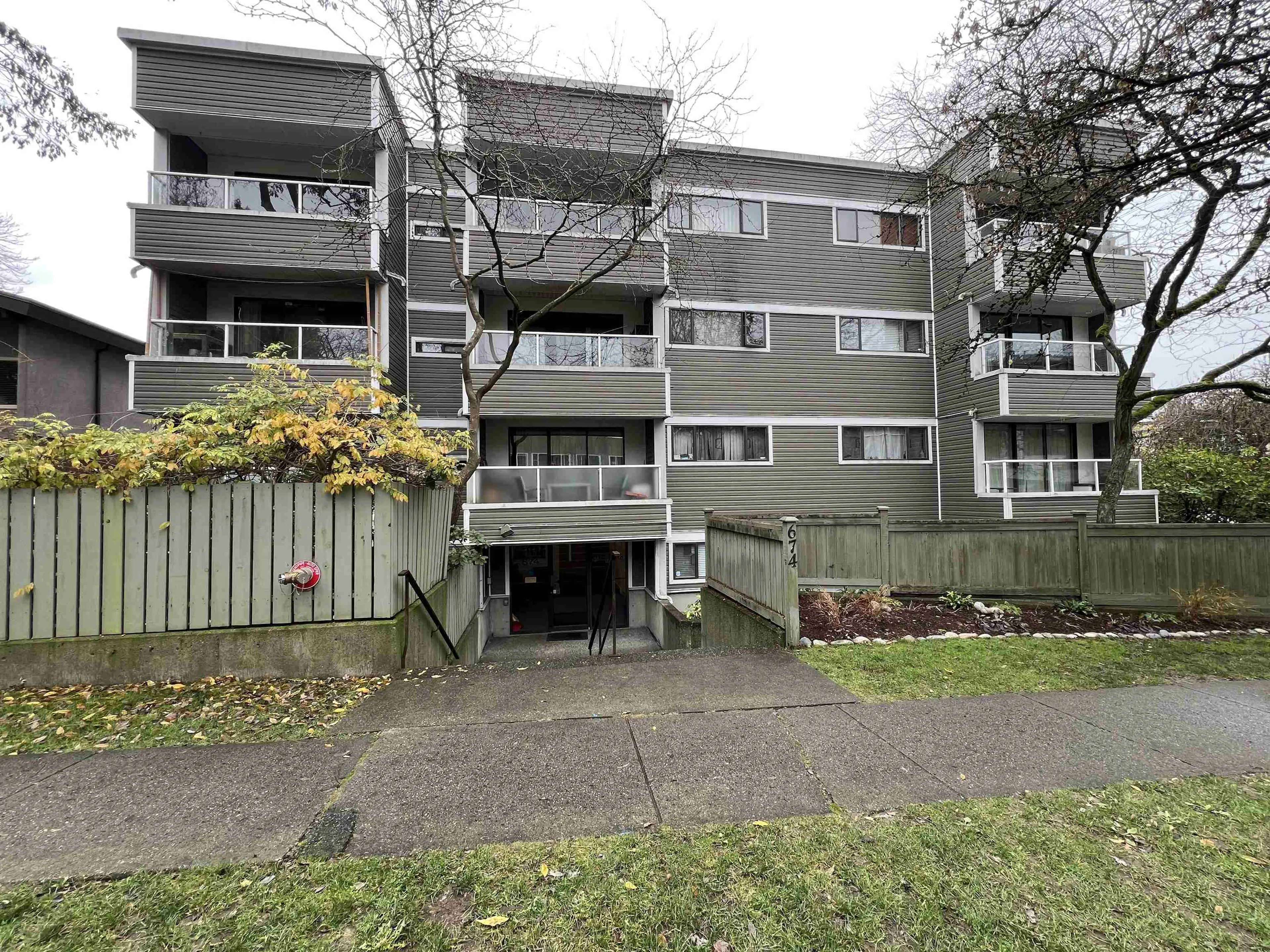 Property at #206 674 W 17TH AVENUE, Vancouver, BC