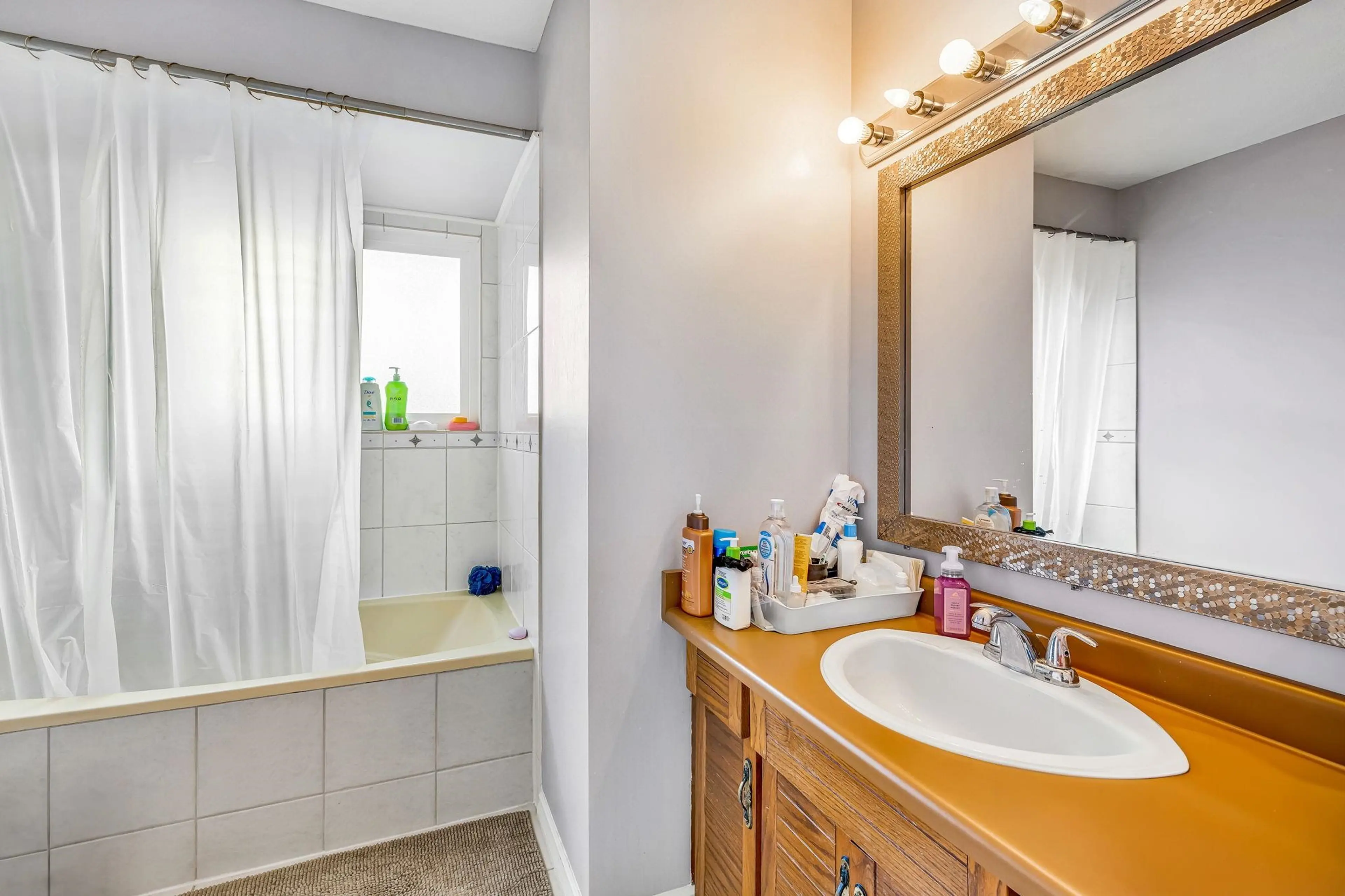 Property at 15420 96 AVENUE, Surrey, BC