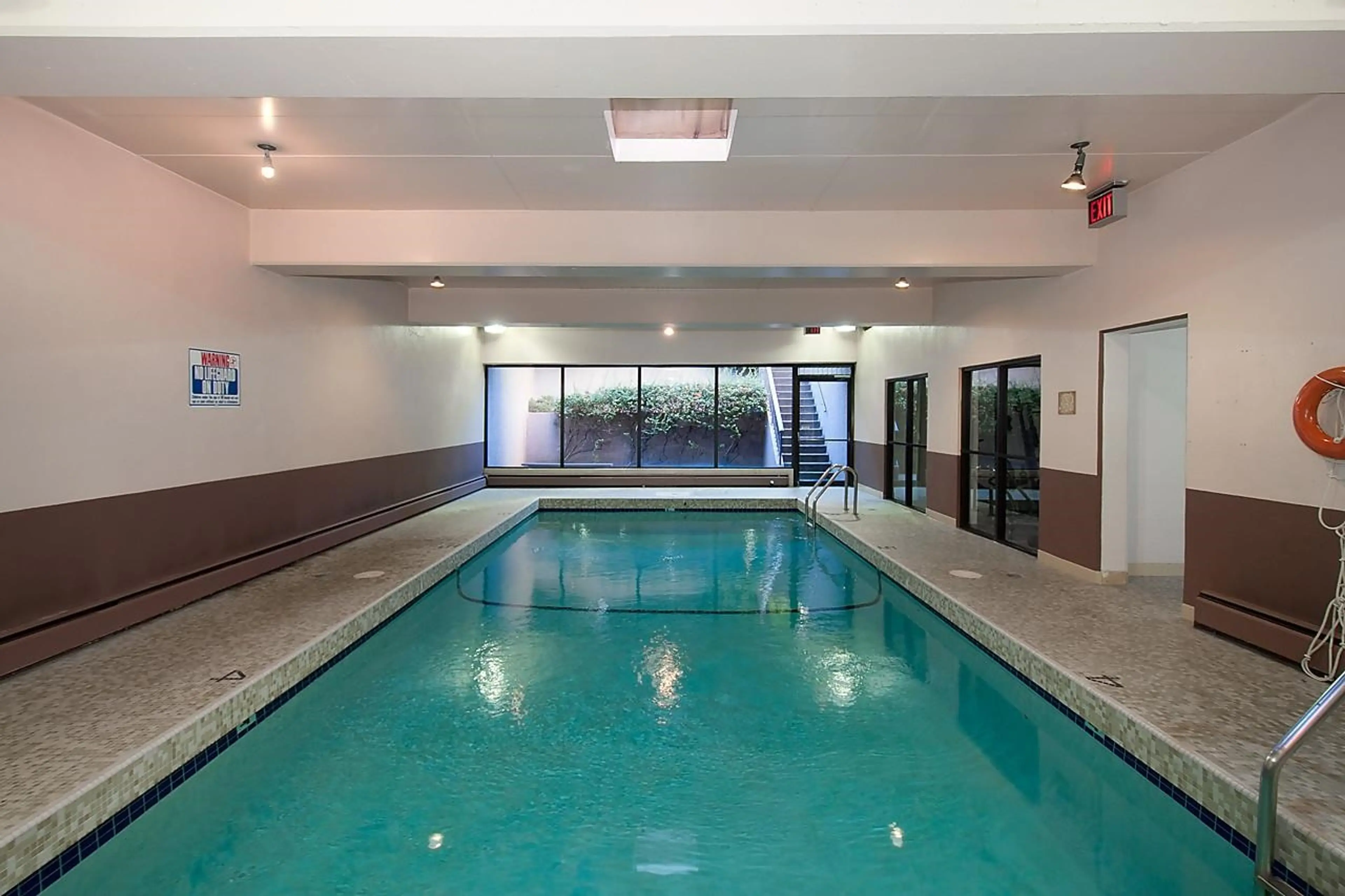 Property at #1405 555 13TH STREET, West Vancouver, BC