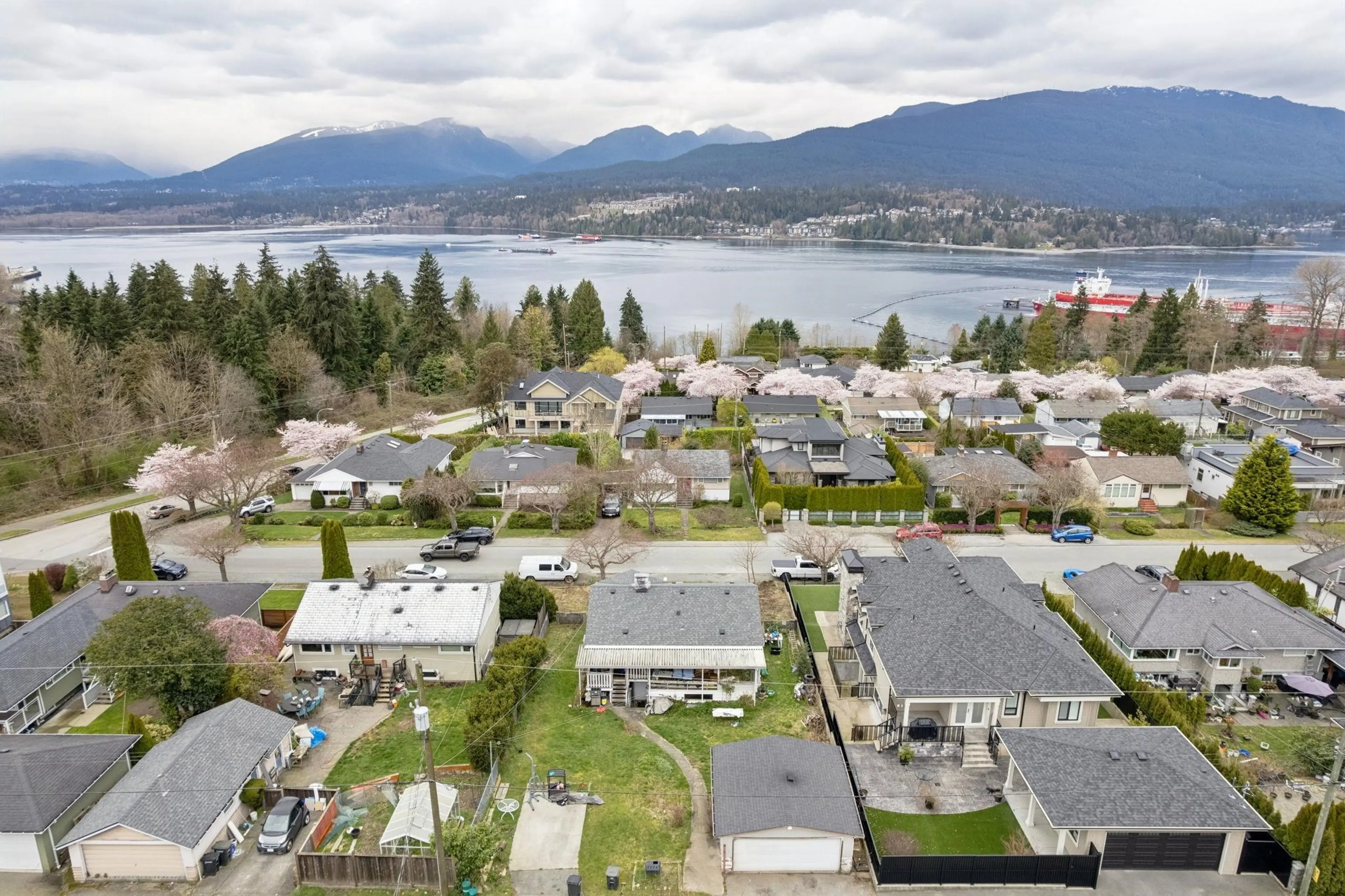 Property at 7016 SIERRA DRIVE, Burnaby, BC