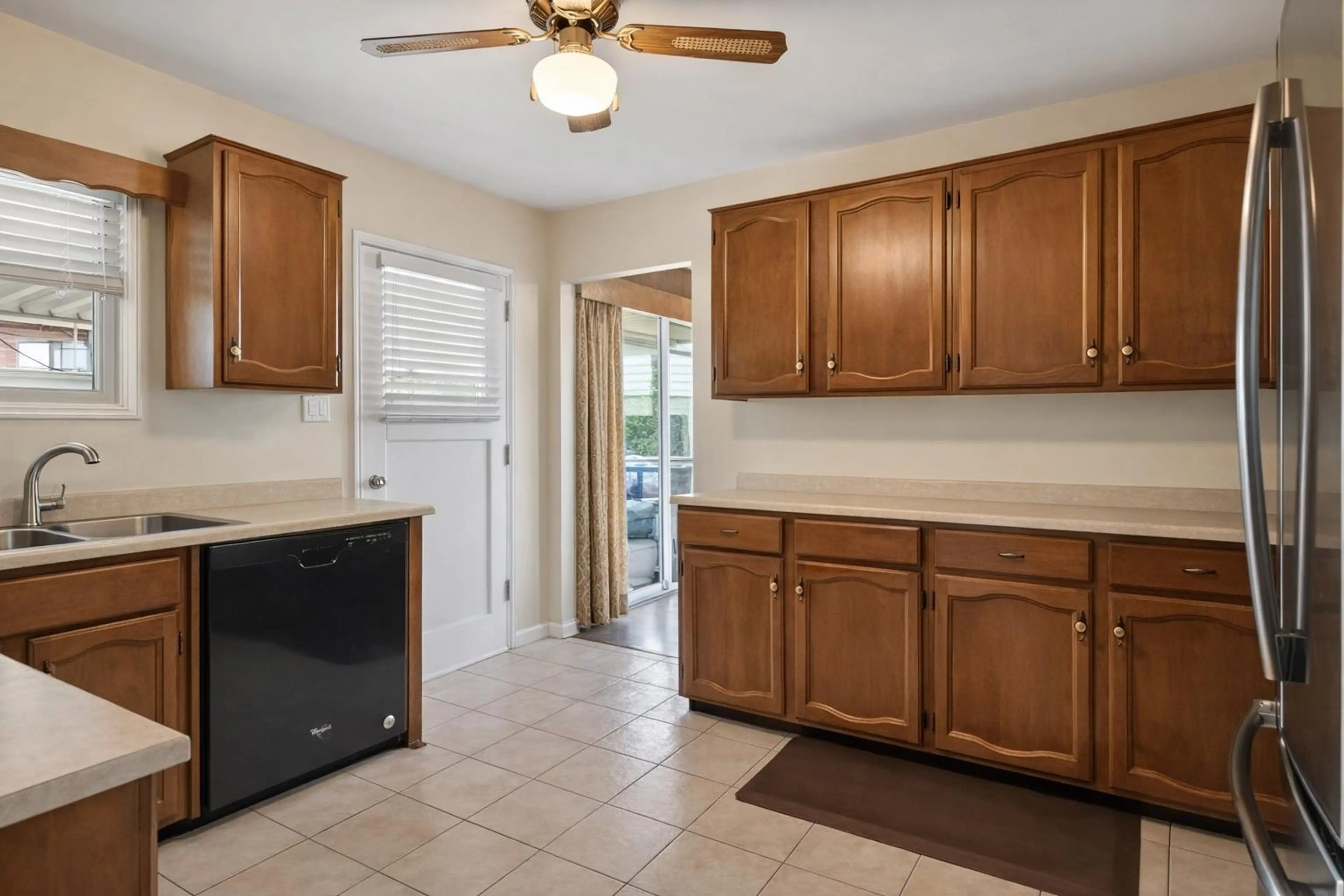 Property at 7016 SIERRA DRIVE, Burnaby, BC