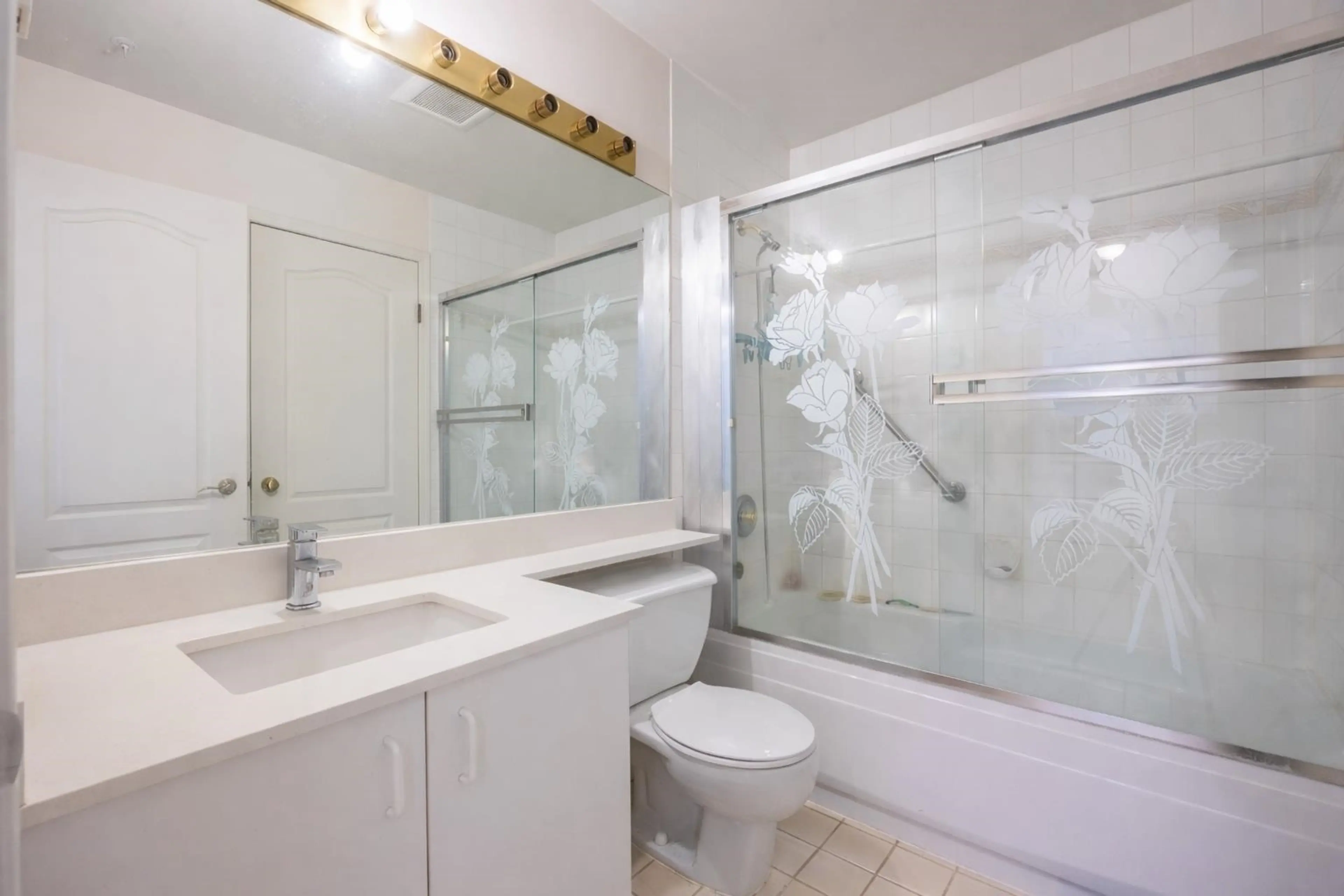 Property at #304 1009 HOWAY STREET, New Westminster, BC