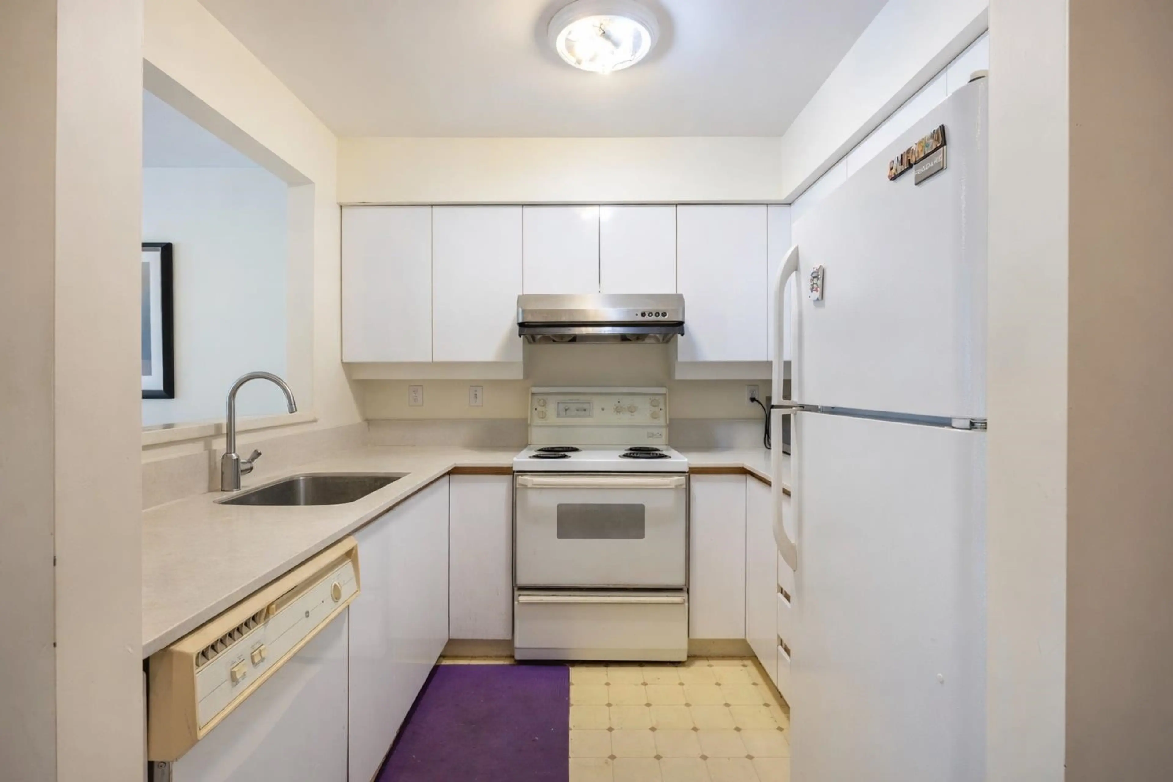 Property at #304 1009 HOWAY STREET, New Westminster, BC