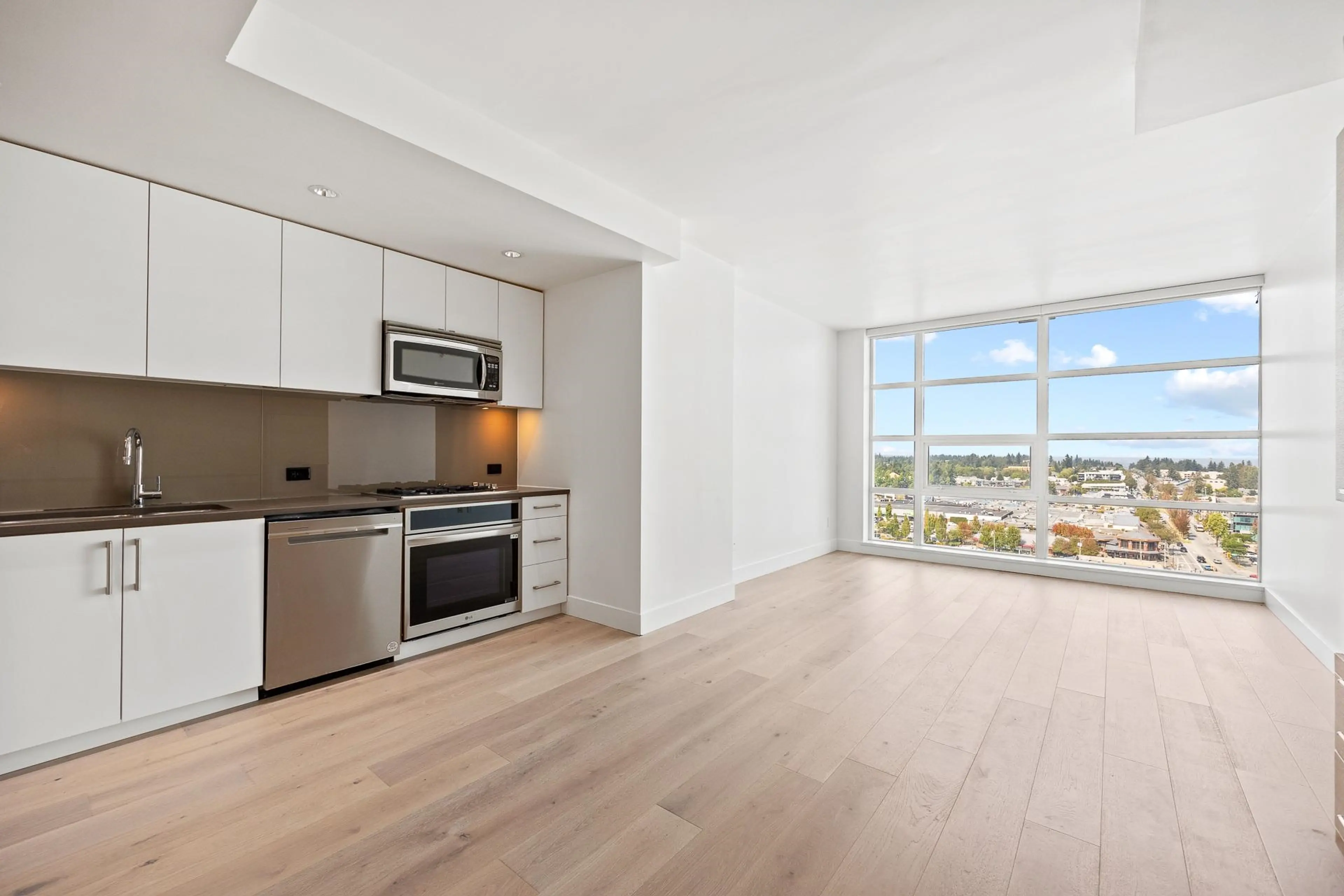 Property at #1505 1473 JOHNSTON ROAD, White Rock, BC