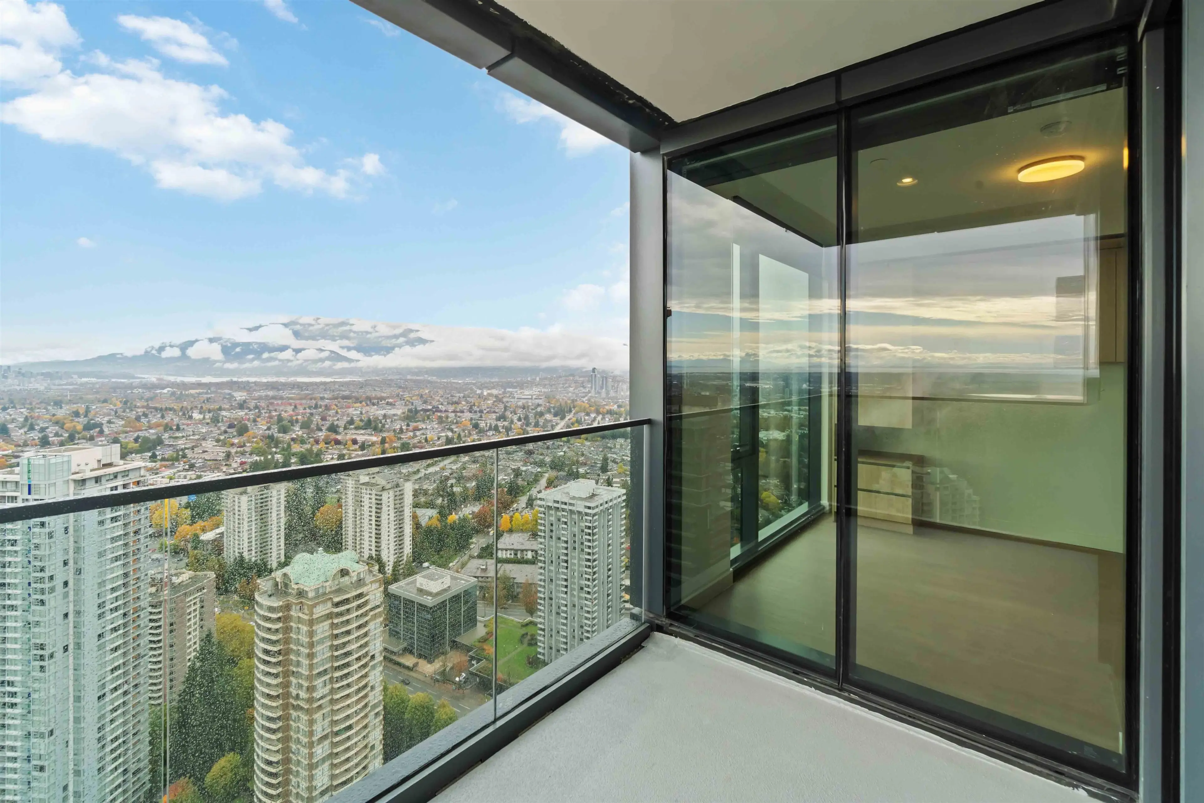 Property at #4004 5987 WILSON AVENUE, Burnaby, BC