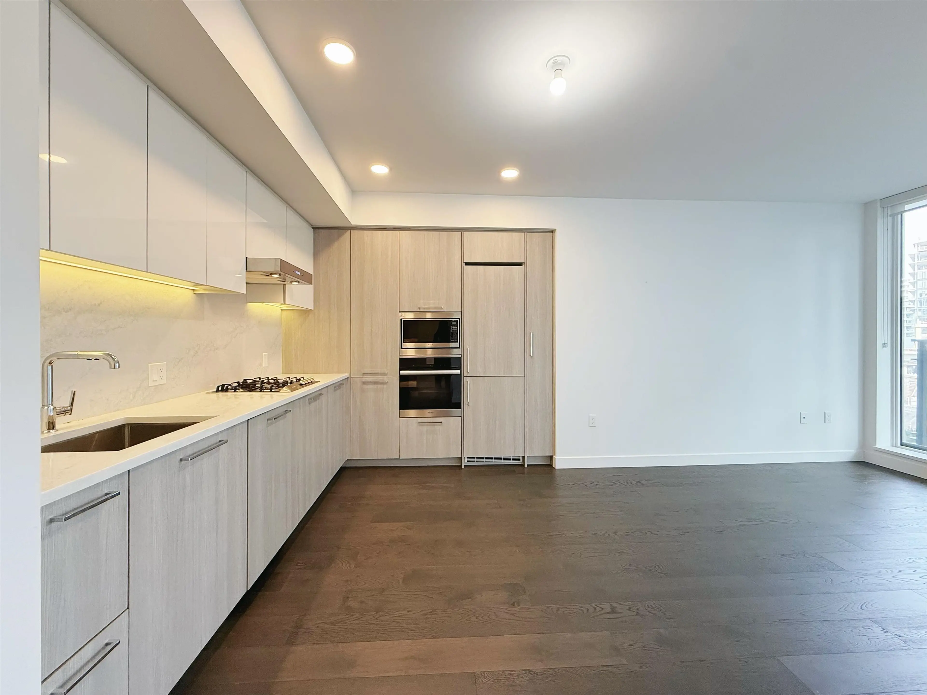 Property at #609 3200 CORVETTE WAY, Richmond, BC