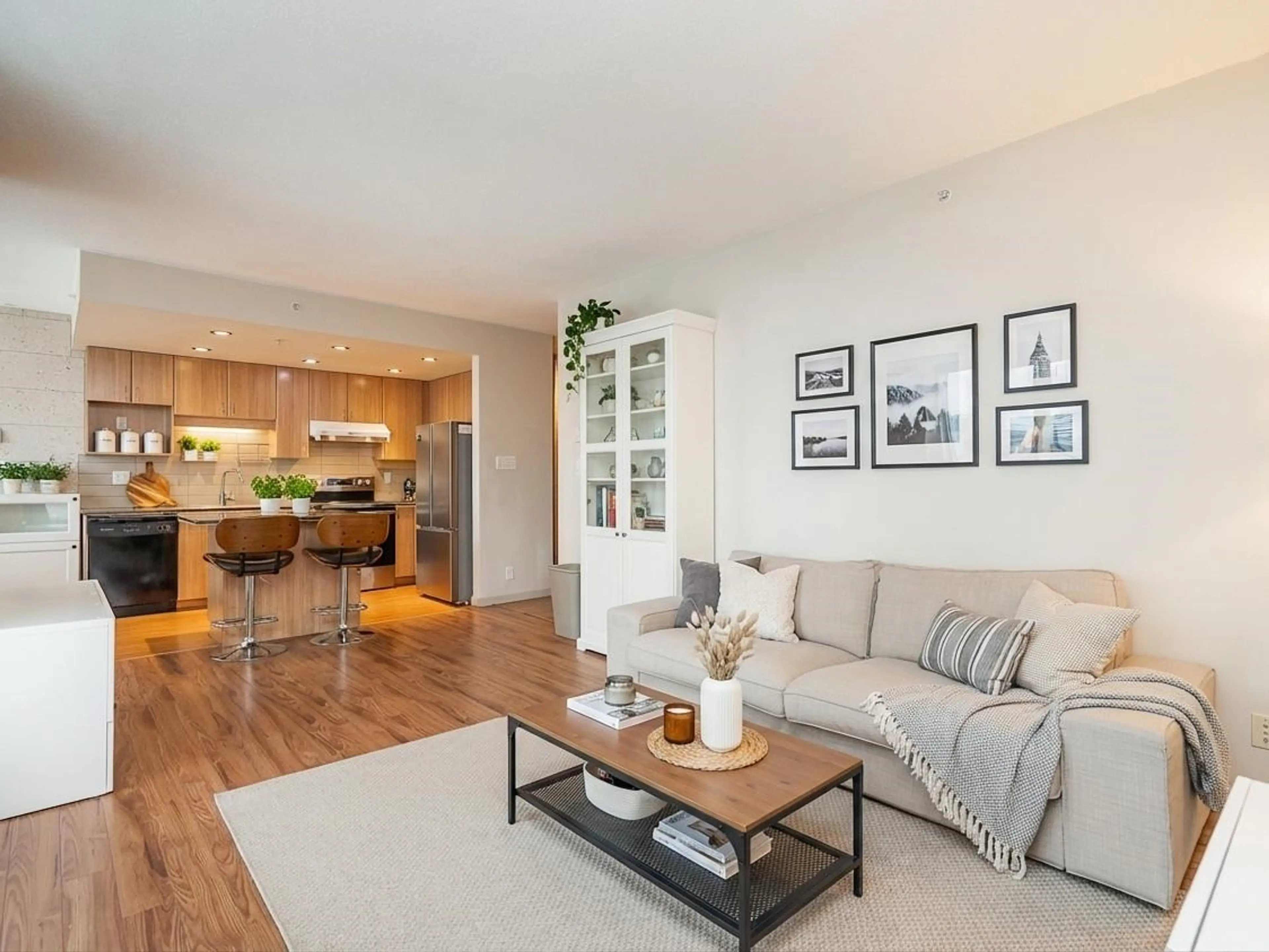 Property at #903 9262 UNIVERSITY CRESCENT, Burnaby, BC