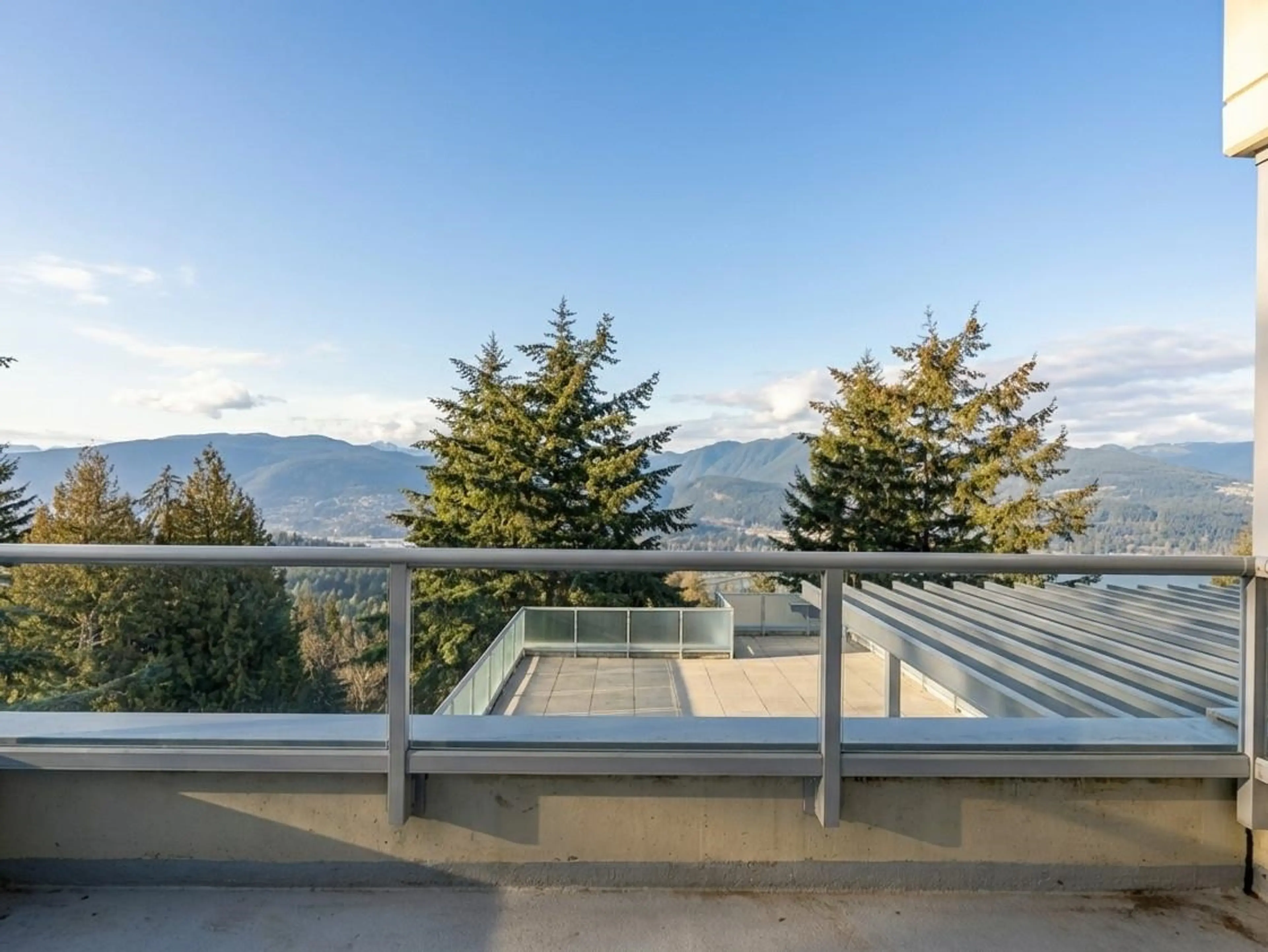 Property at #903 9262 UNIVERSITY CRESCENT, Burnaby, BC