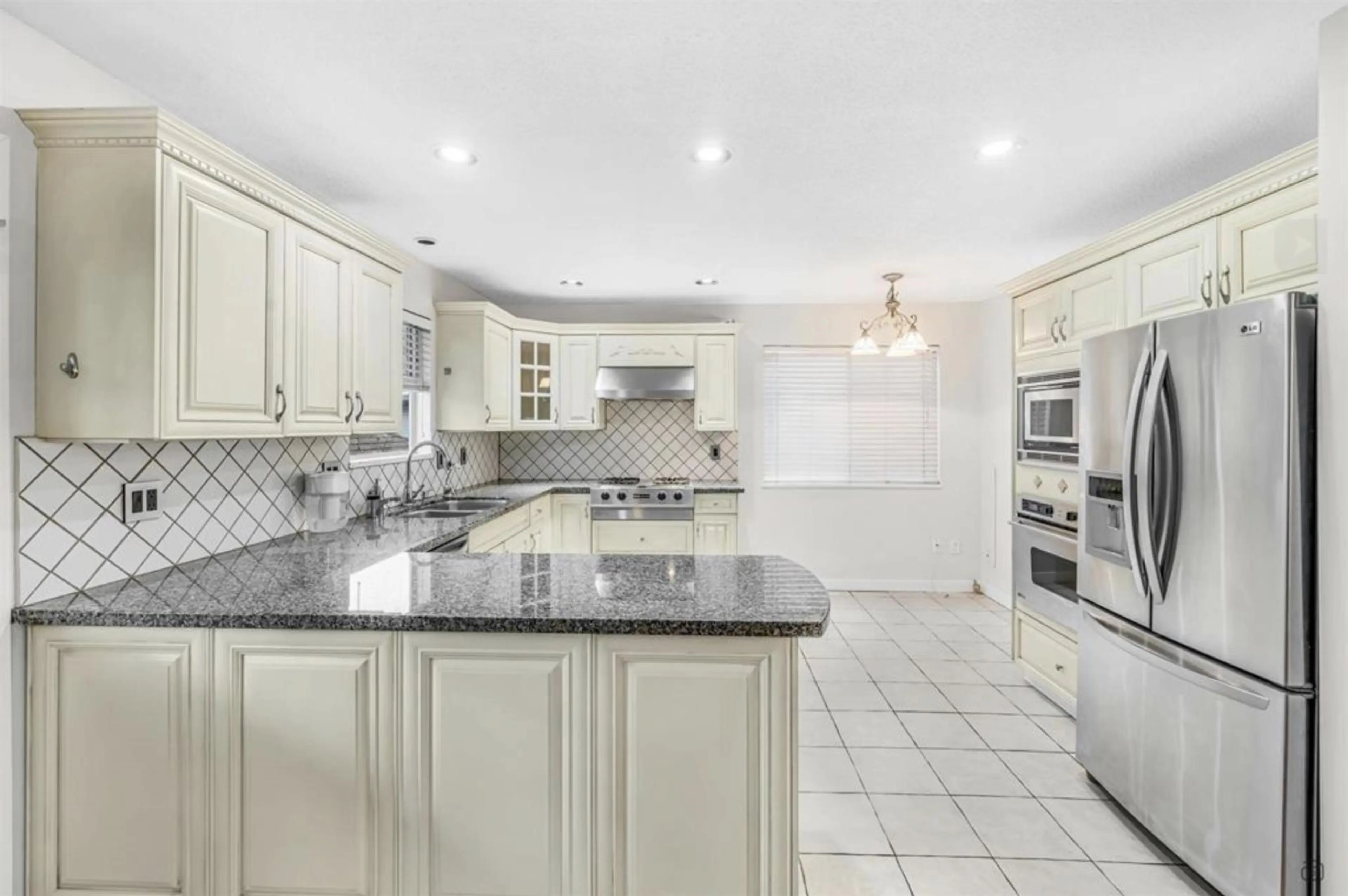 Property at 7996 PRINCE EDWARD STREET, Vancouver, BC