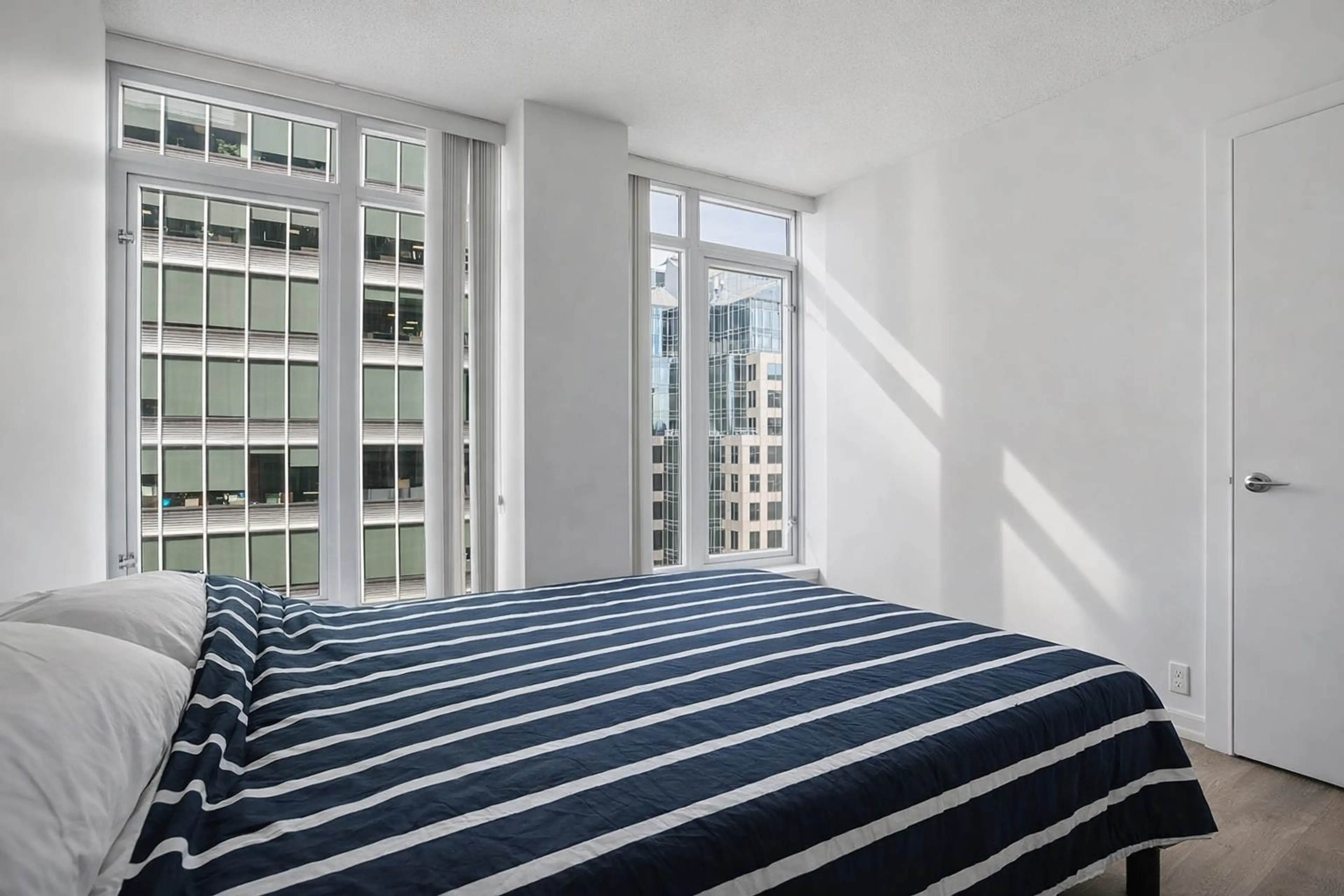 Property at #1906 610 GRANVILLE STREET, Vancouver, BC