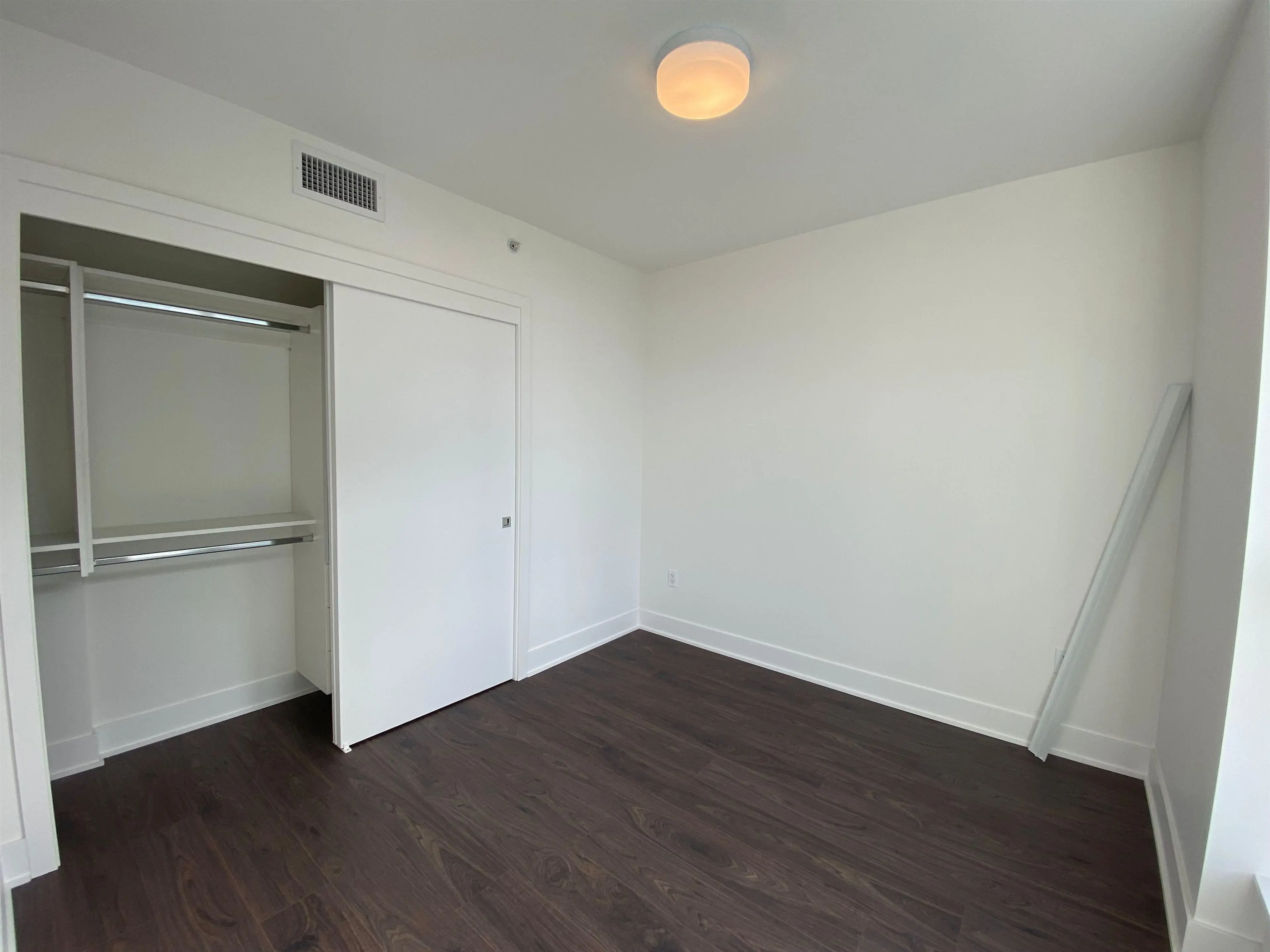 Property at #1608 450 WESTVIEW STREET, Coquitlam, BC