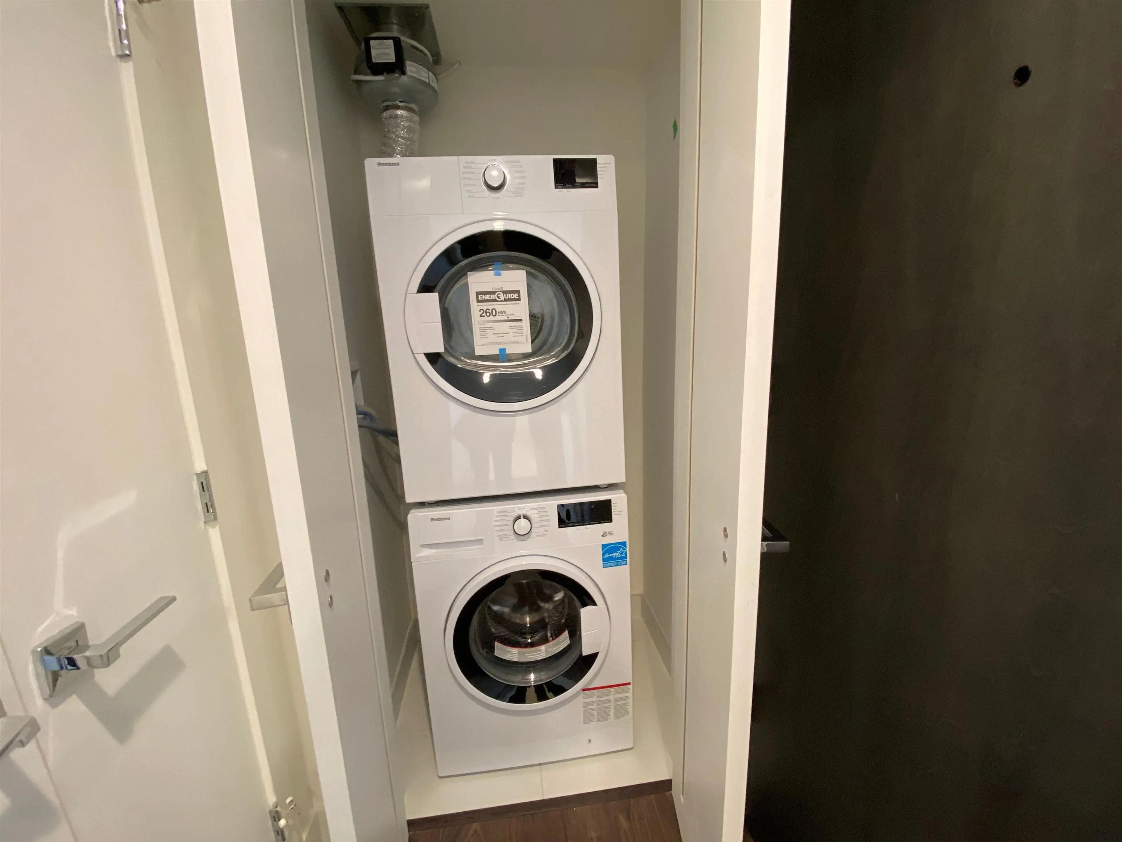 Property at #1608 450 WESTVIEW STREET, Coquitlam, BC