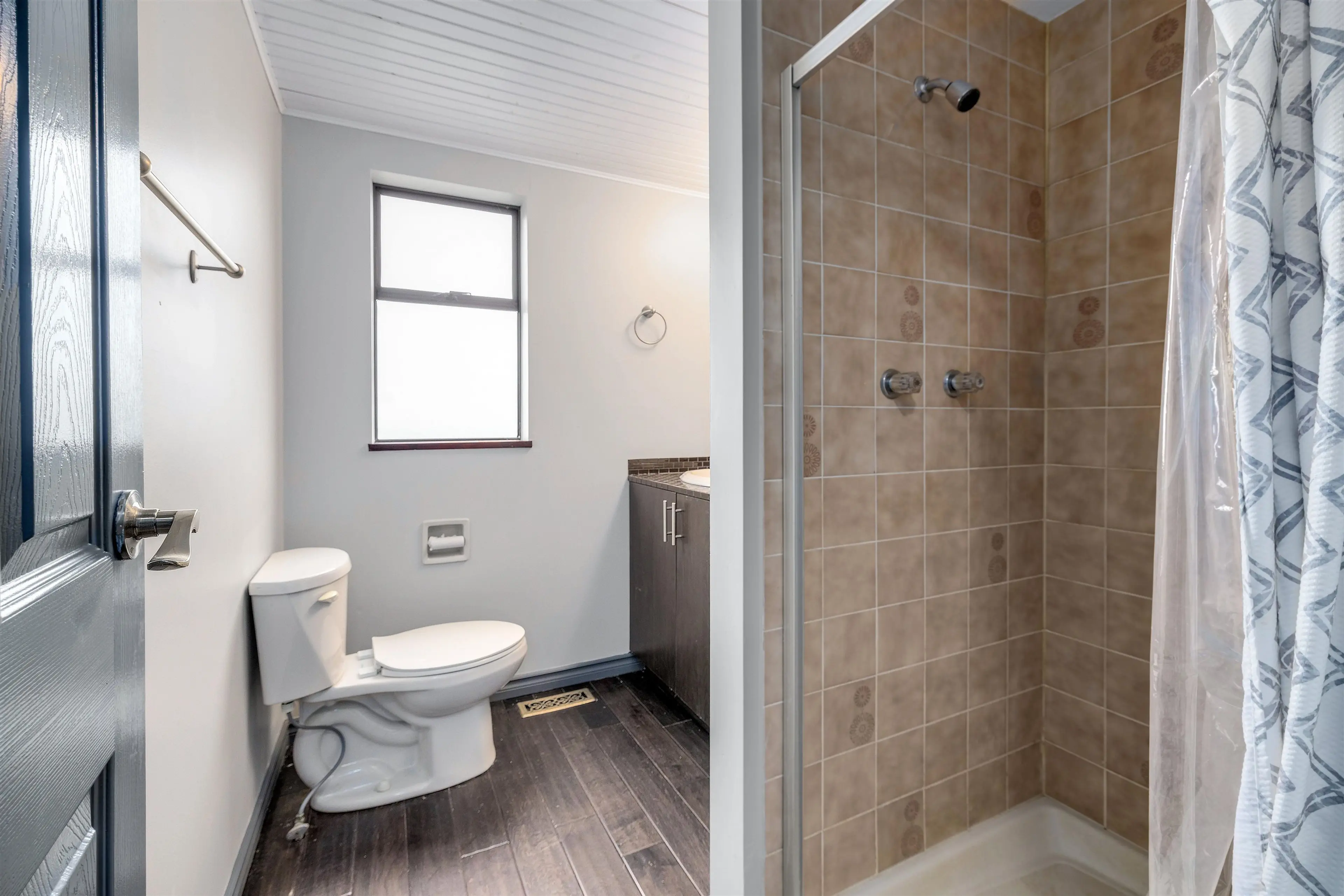 Property at 18208 21A AVENUE, Surrey, BC