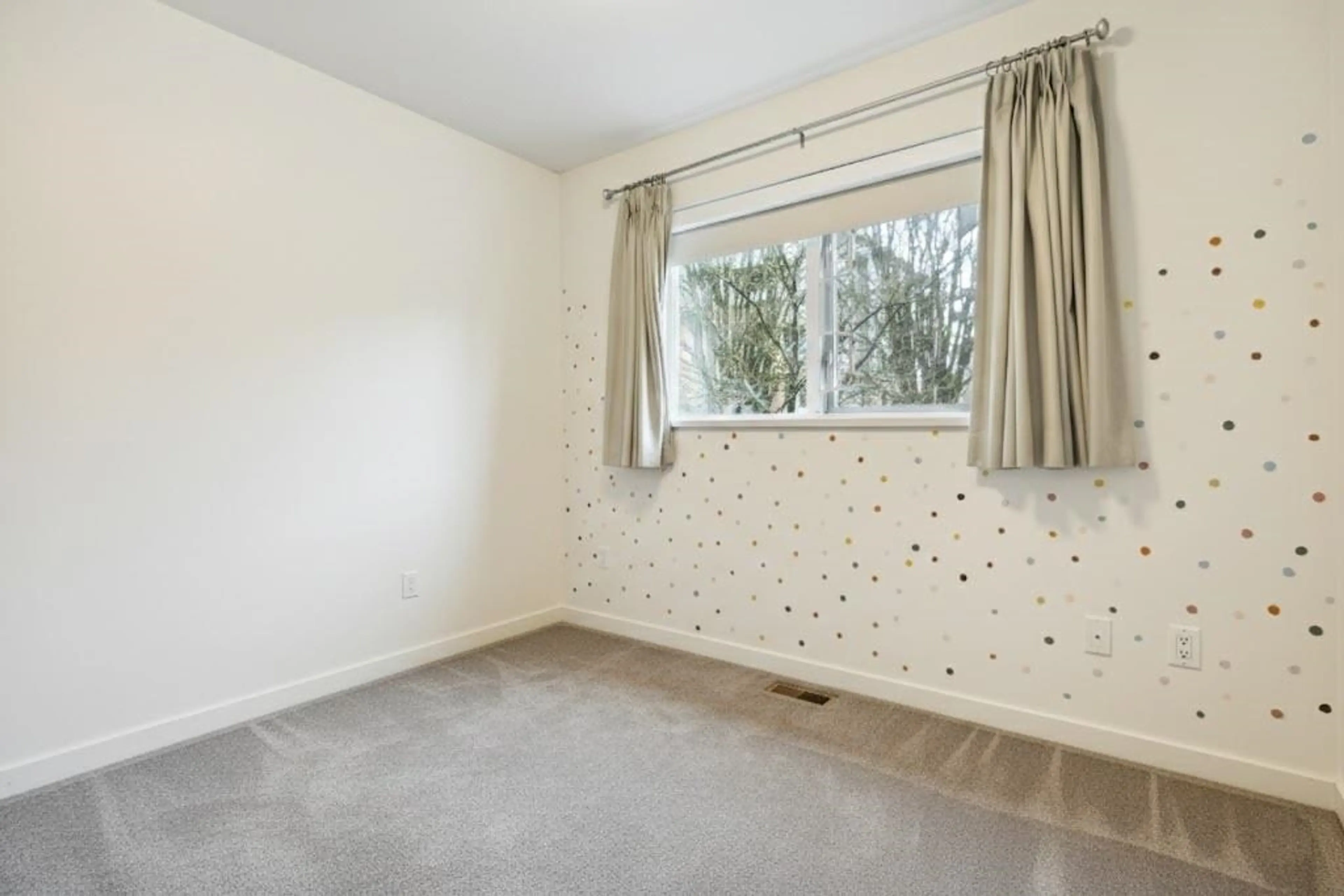 Property at 158 W 22ND STREET, North Vancouver, BC