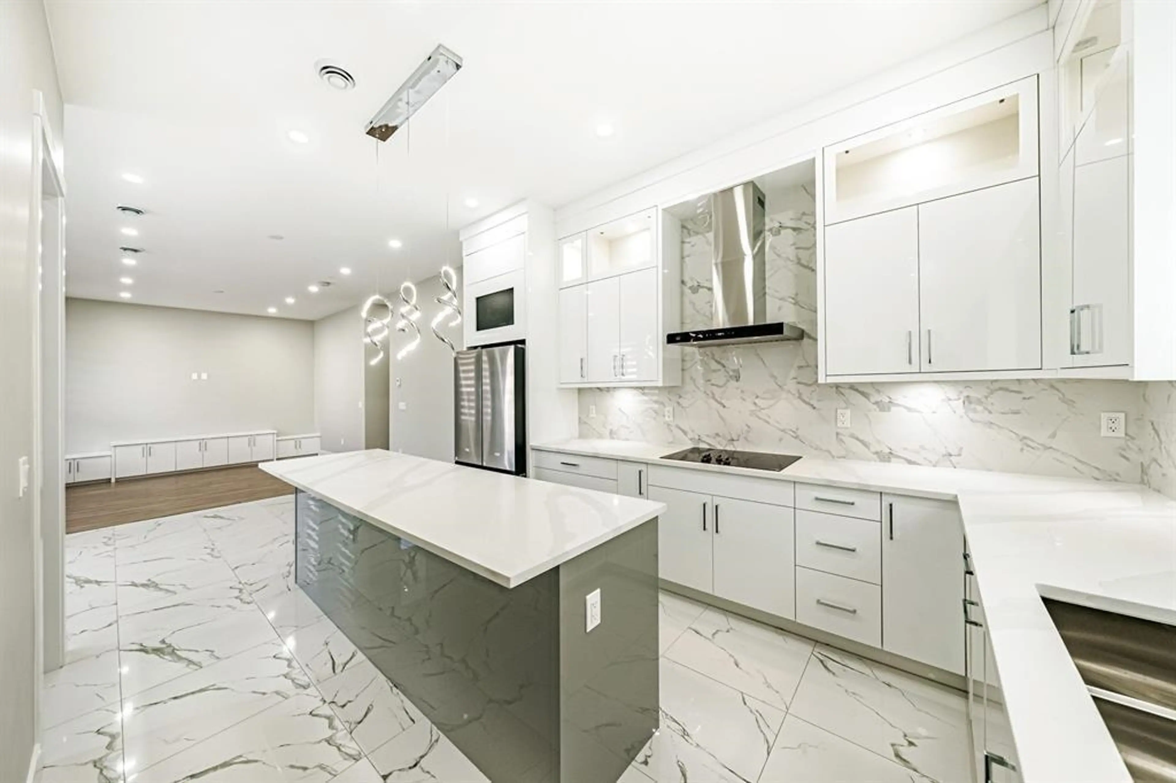 Property at 14711 62A AVENUE, Surrey, BC