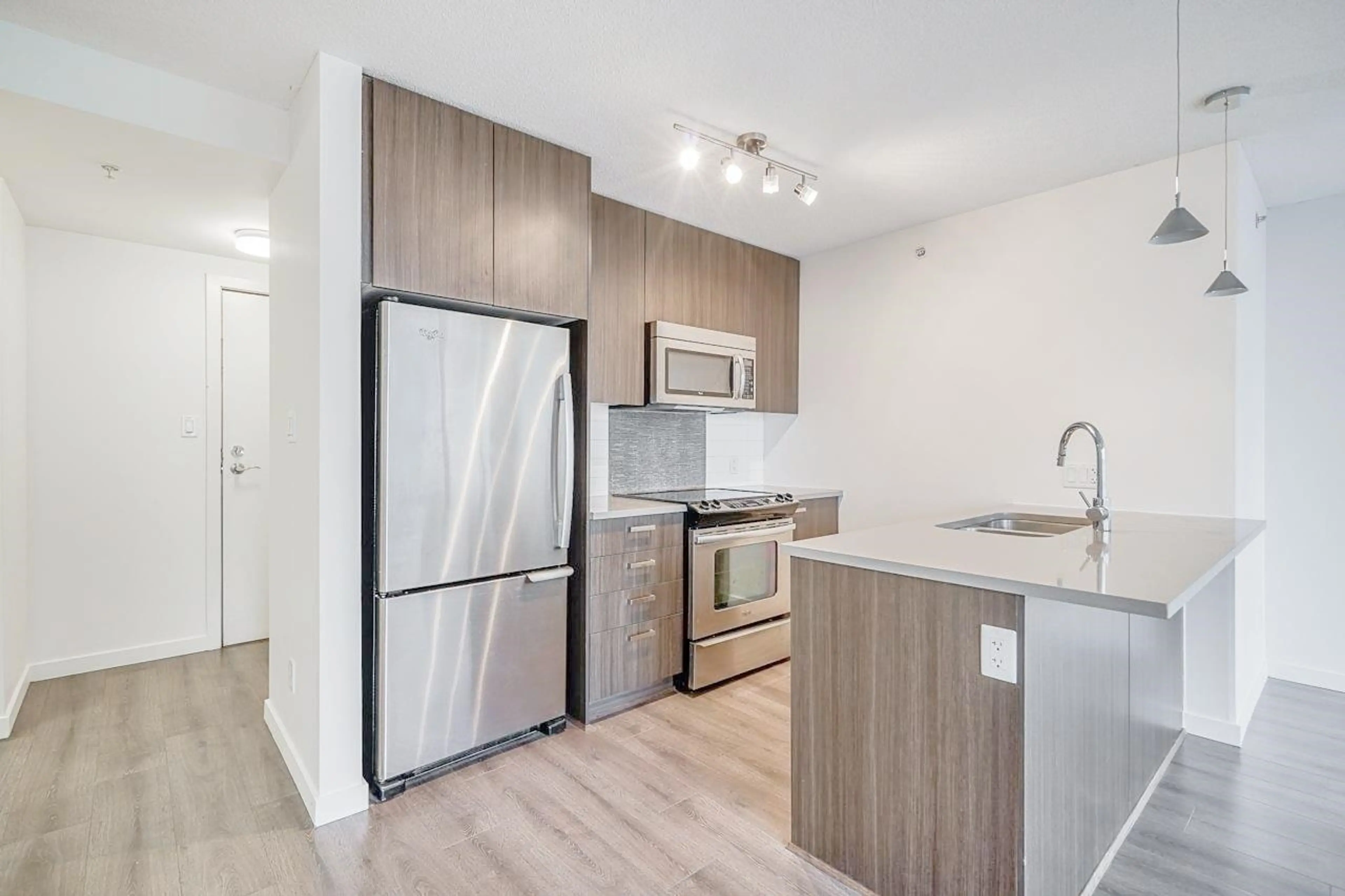 Property at #1807 13325 102A AVENUE, Surrey, BC