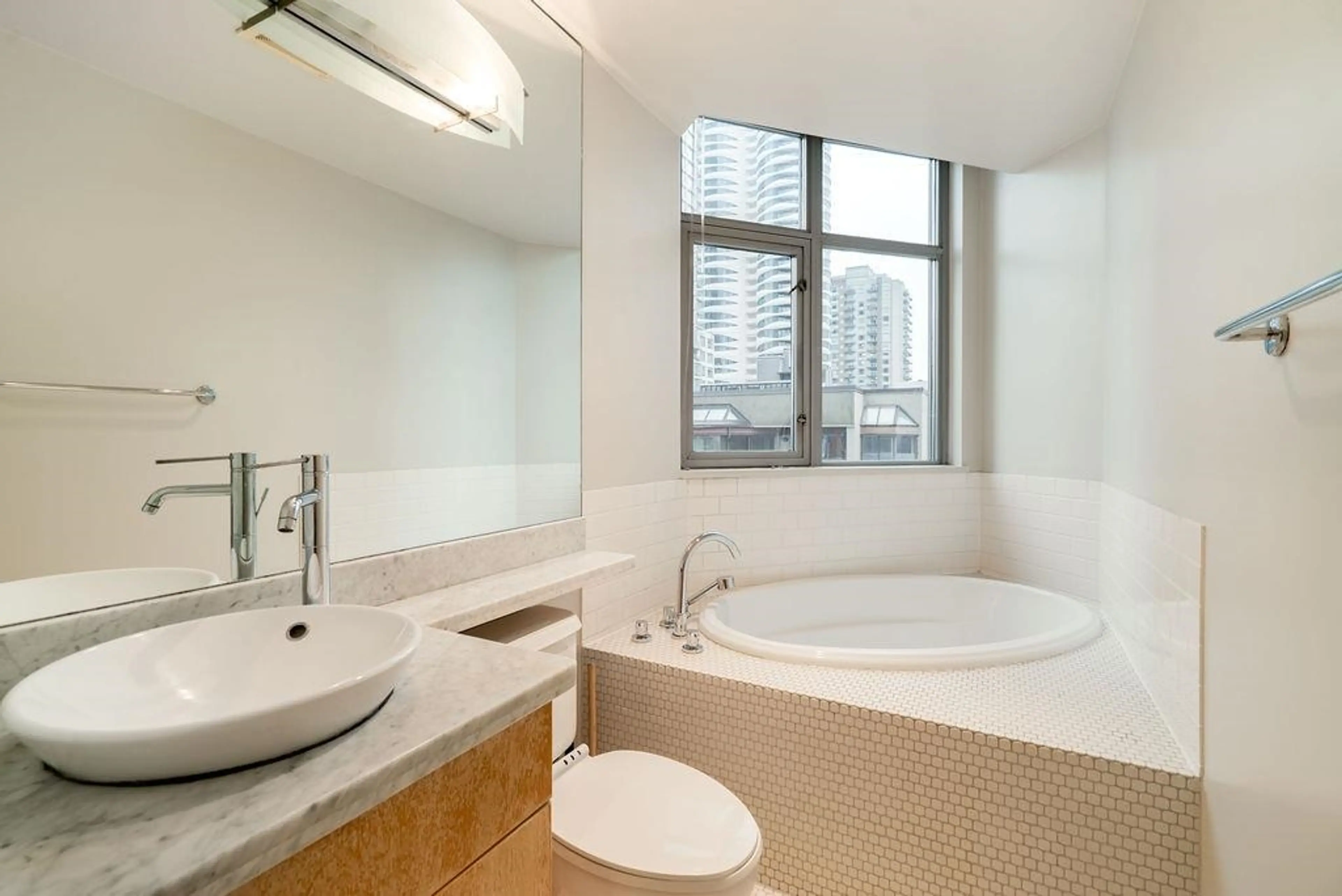 Property at #706 1050 SMITHE STREET, Vancouver, BC