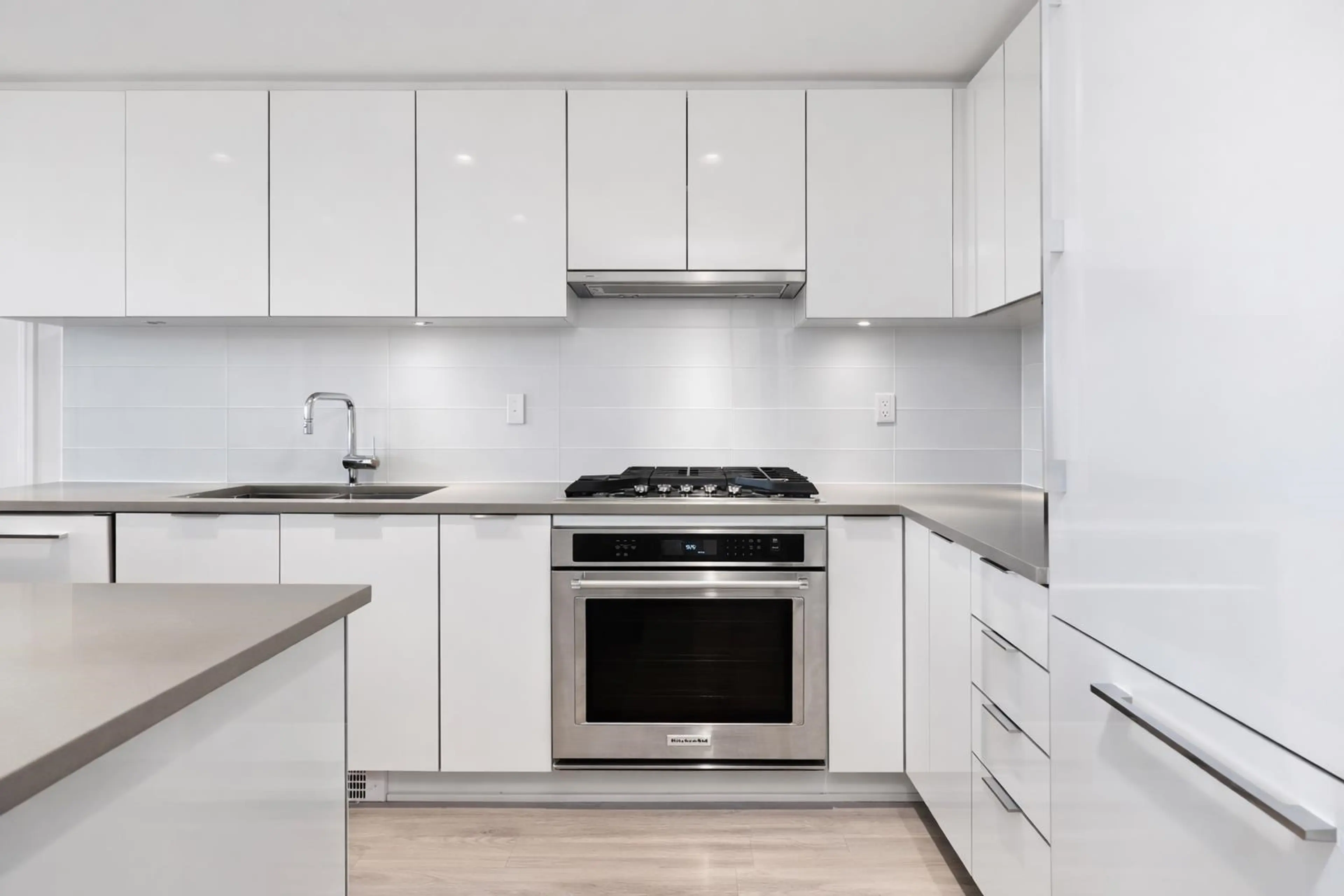 Property at #606 2388 MADISON AVENUE, Burnaby, BC