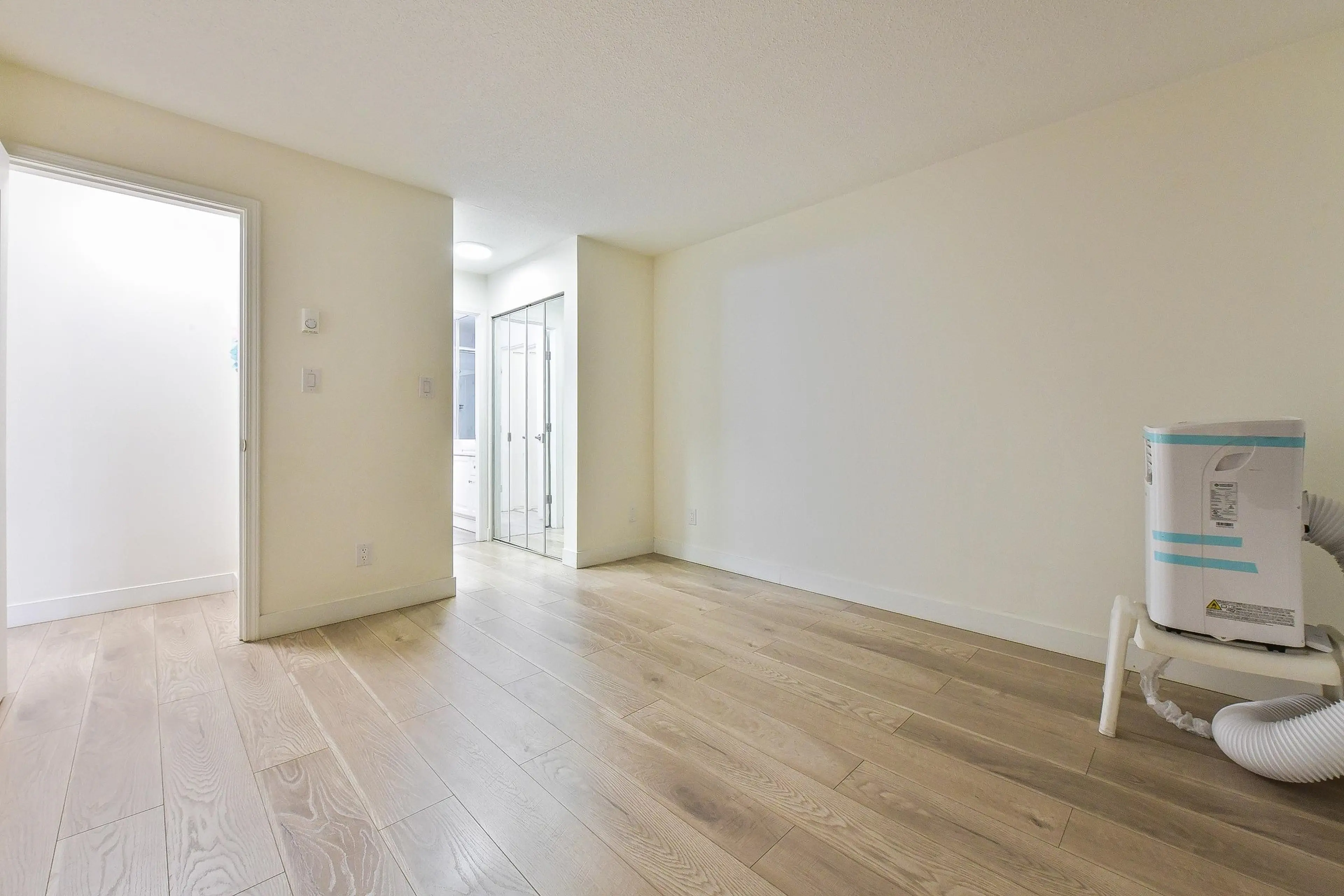 Property at #309 15150 108 AVENUE, Surrey, BC