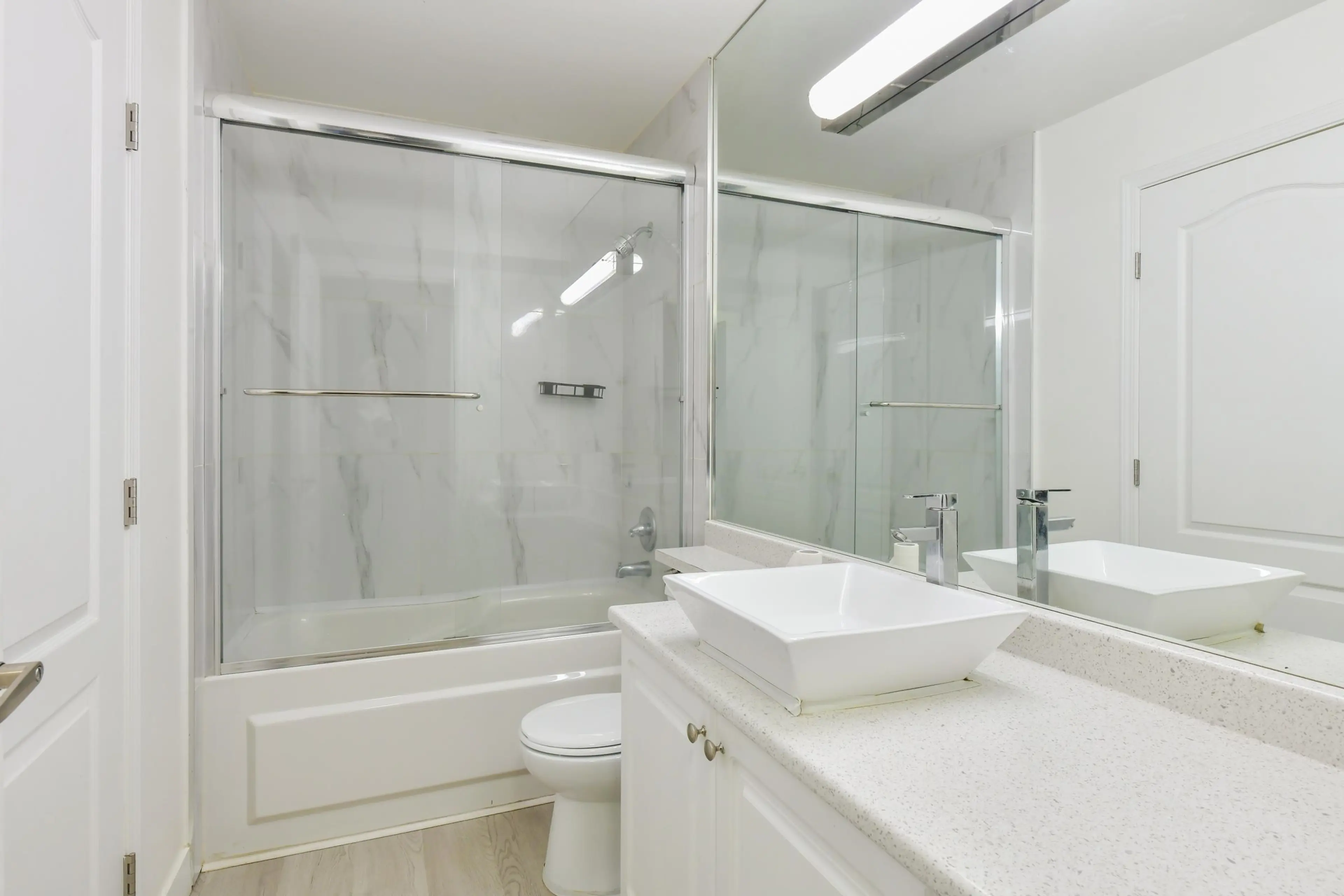 Property at #309 15150 108 AVENUE, Surrey, BC