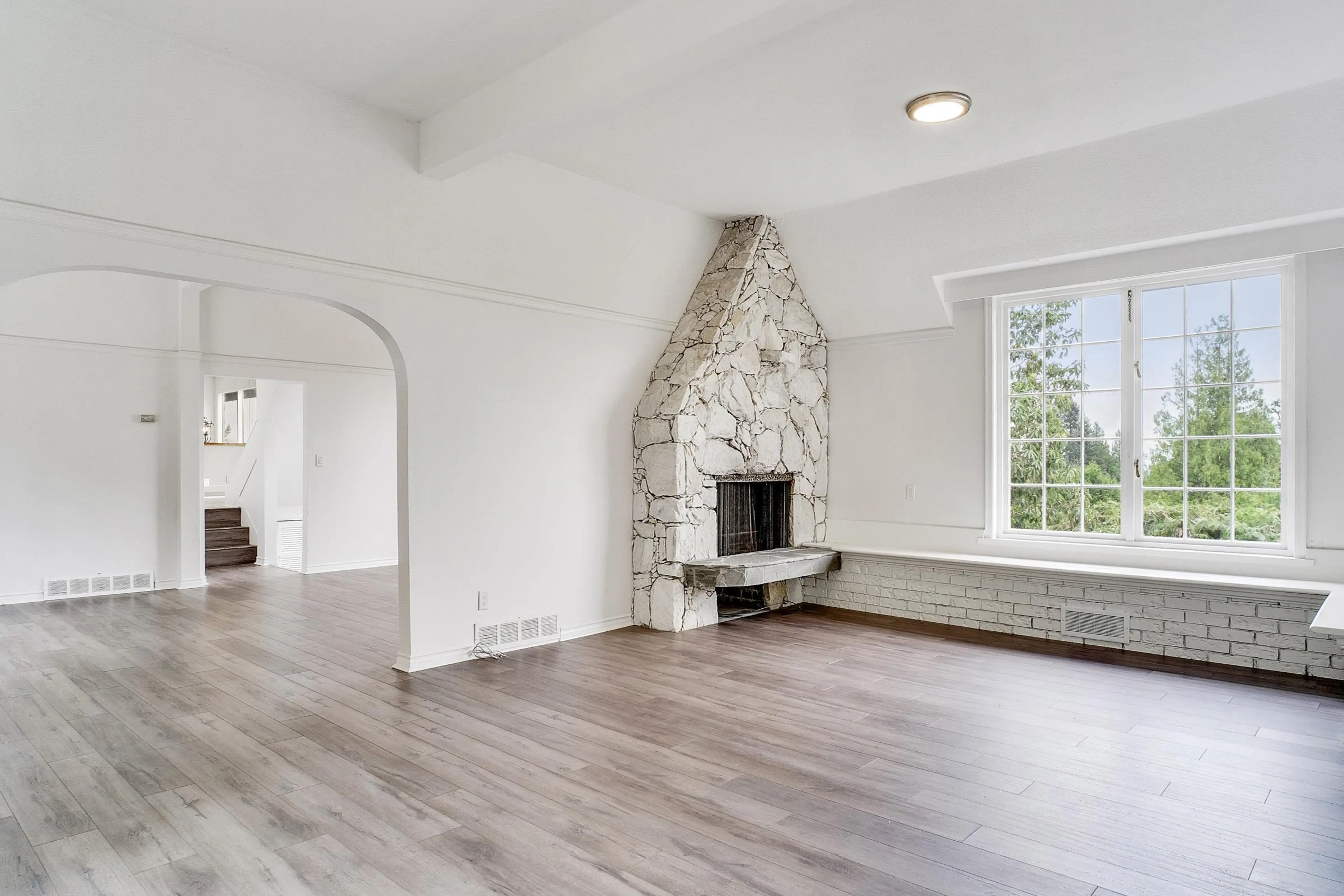 Property at 4607 WOODGREEN DRIVE, West Vancouver, BC