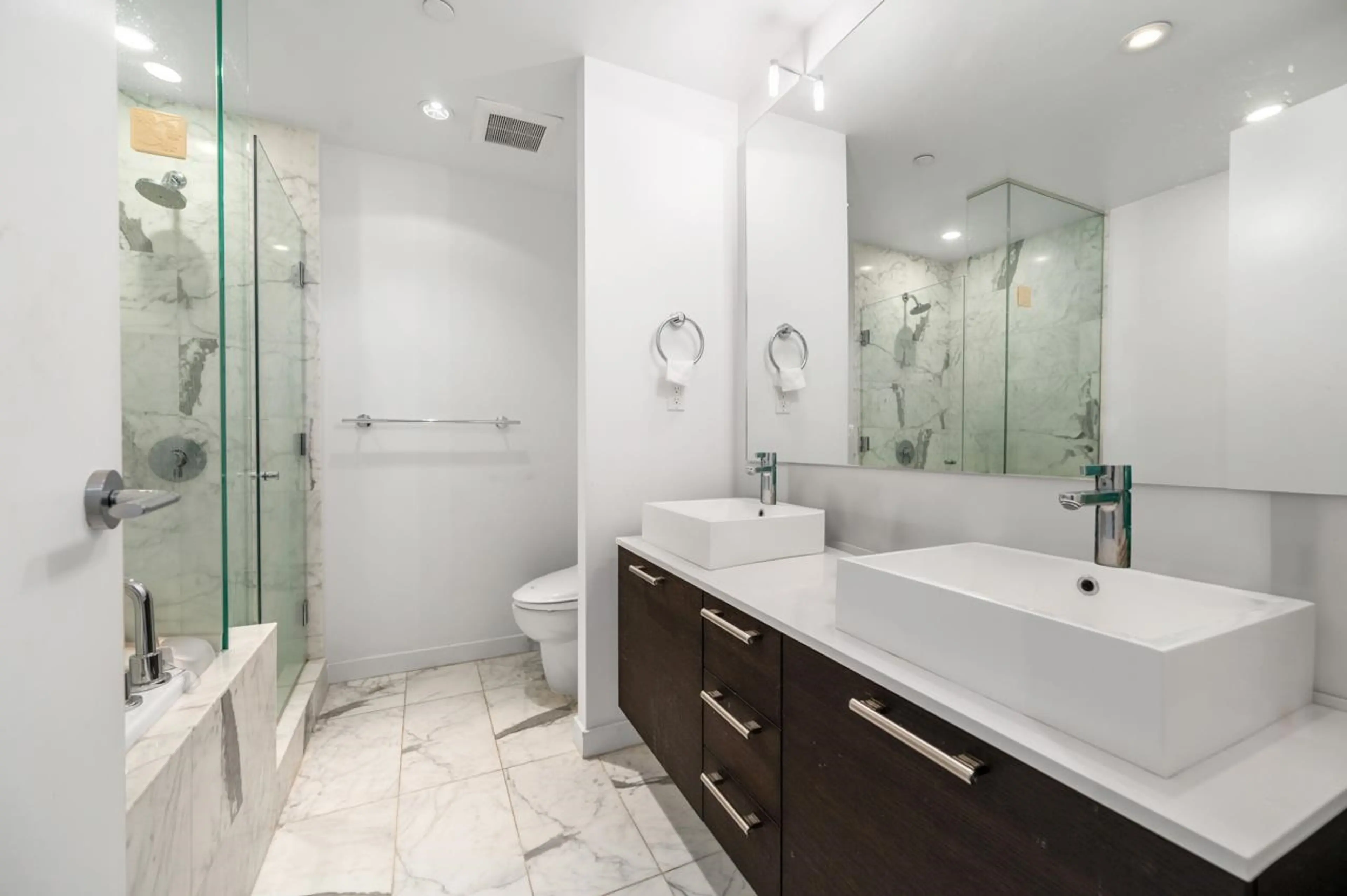 Property at #909 5177 BRIGHOUSE WAY, Richmond, BC