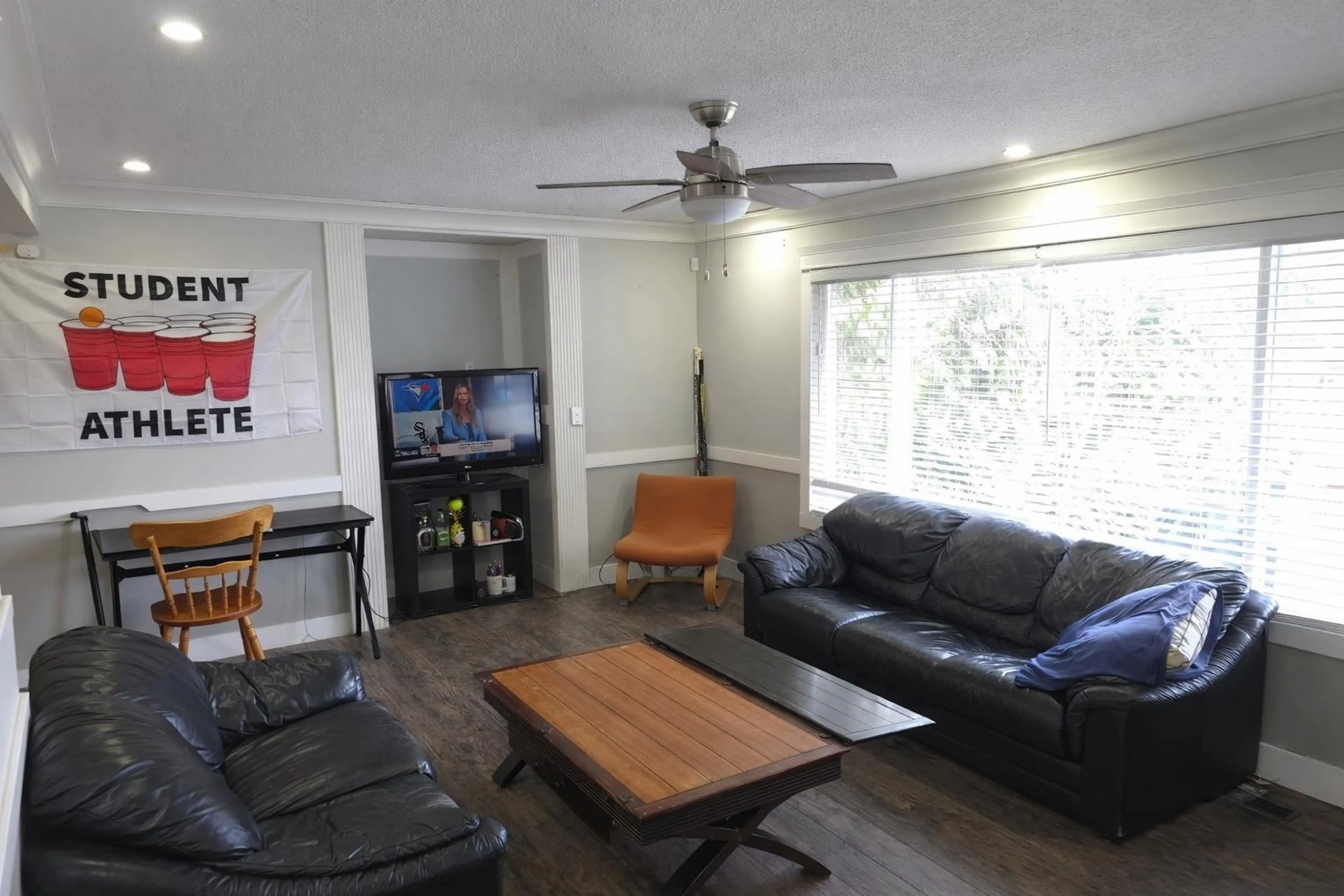 Property at 1960 CATALINA CRESCENT, Abbotsford, BC