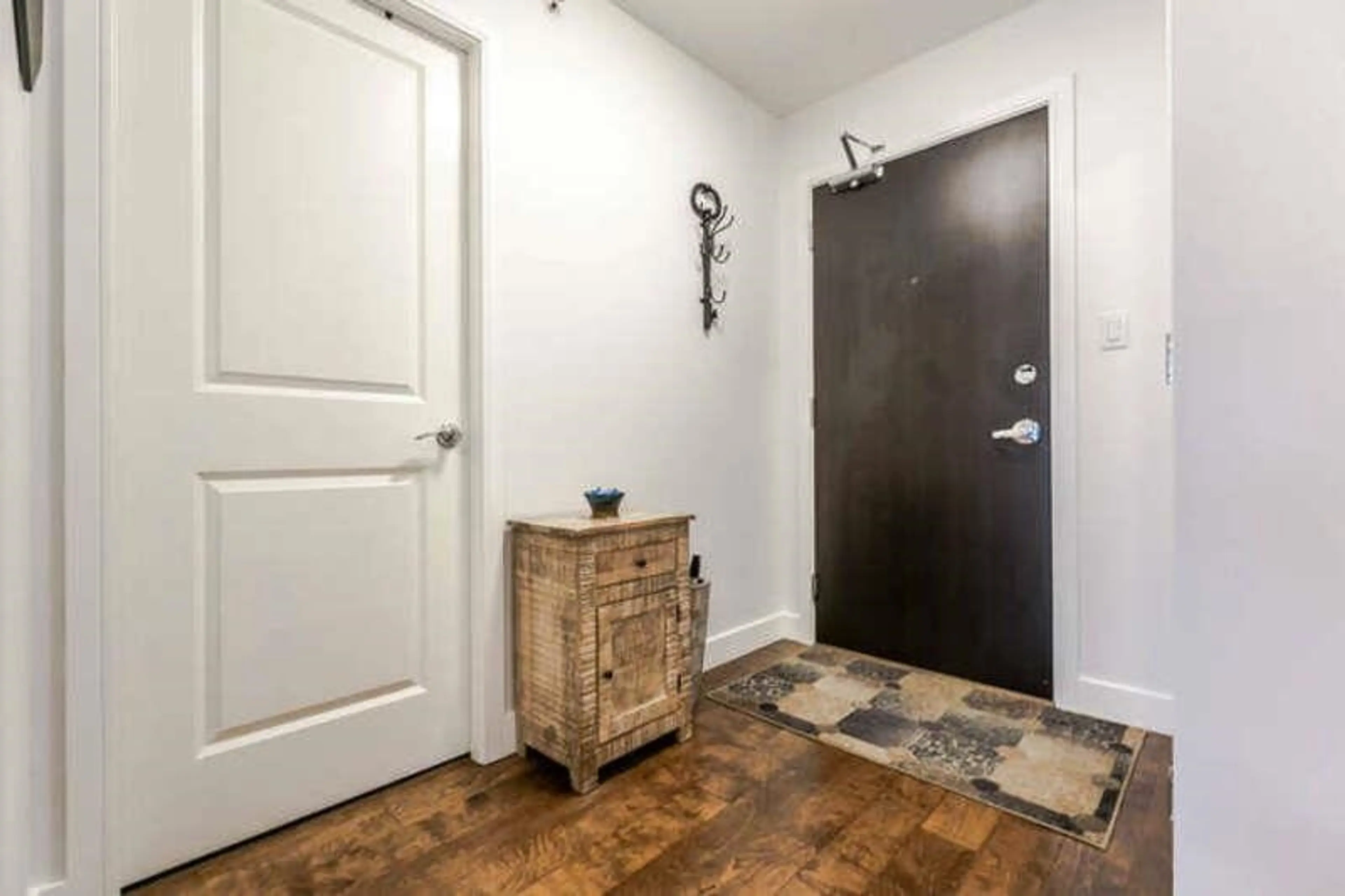 Property at #805 288 UNGLESS WAY, Port Moody, BC