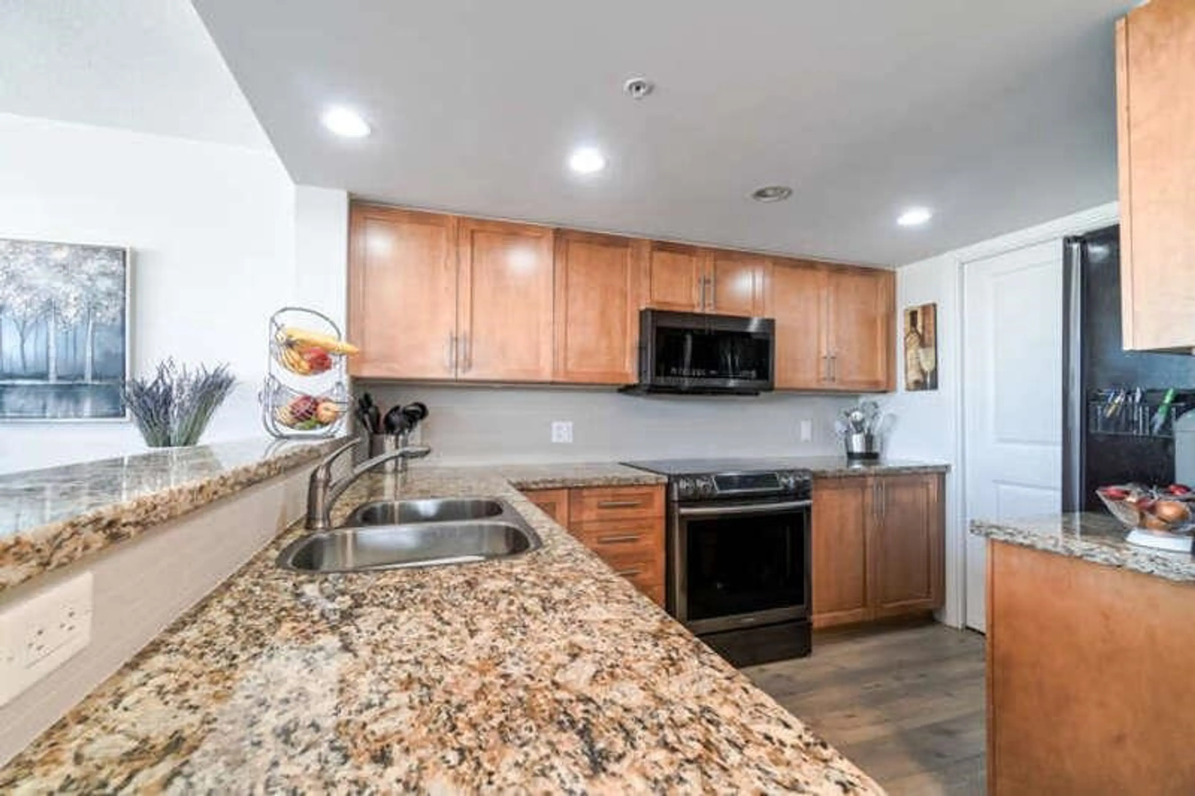 Property at #805 288 UNGLESS WAY, Port Moody, BC