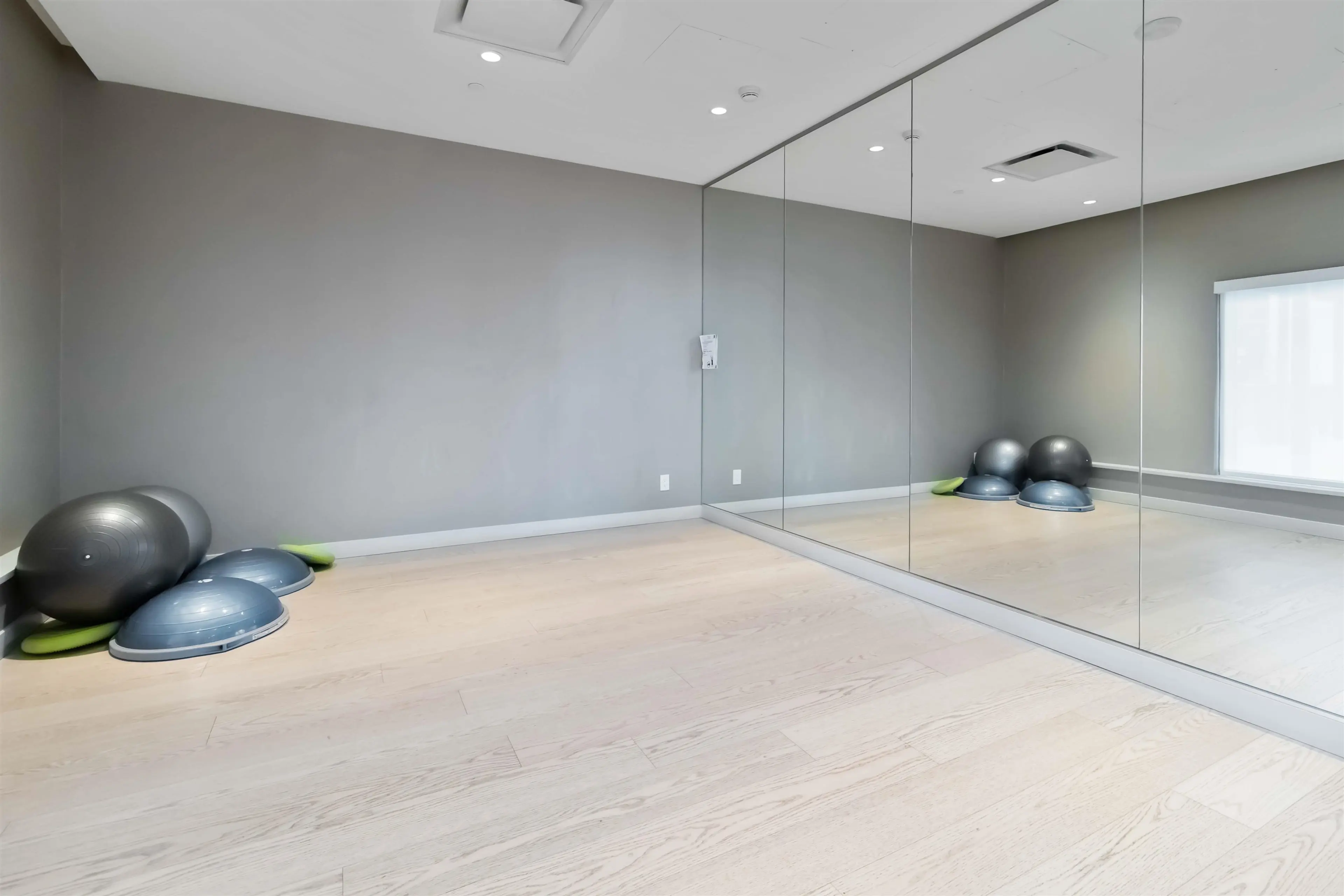 Property at #401 6699 RIVER ROAD, Richmond, BC