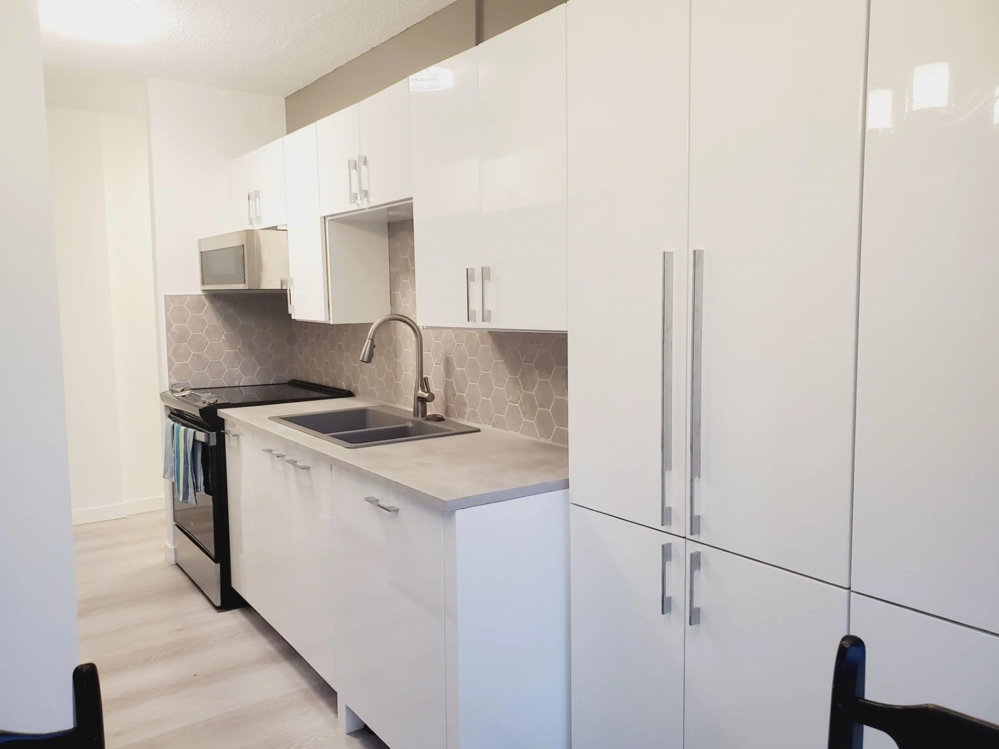 Property at #503 1785 ESQUIMALT AVENUE, West Vancouver, BC