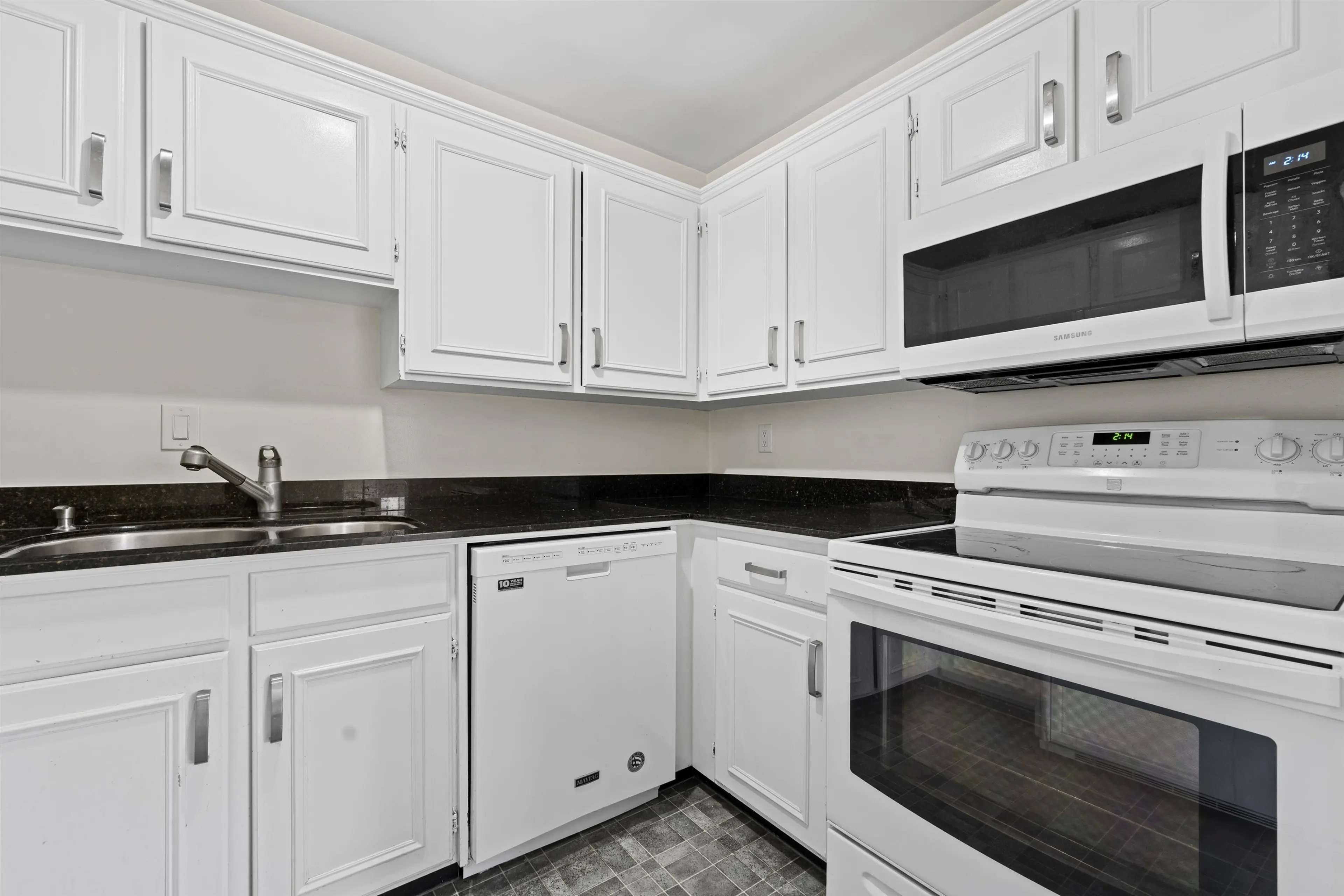 Property at #306 1260 W 10TH AVENUE, Vancouver, BC