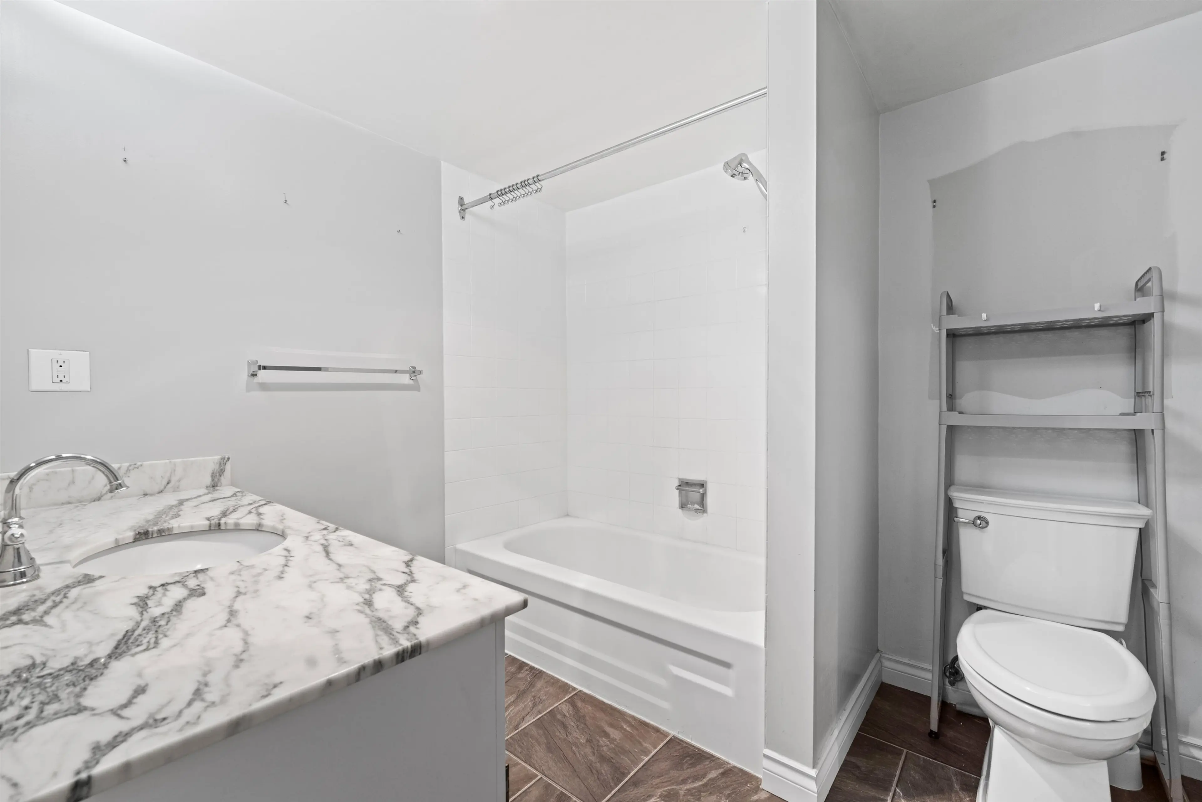 Property at #306 1260 W 10TH AVENUE, Vancouver, BC