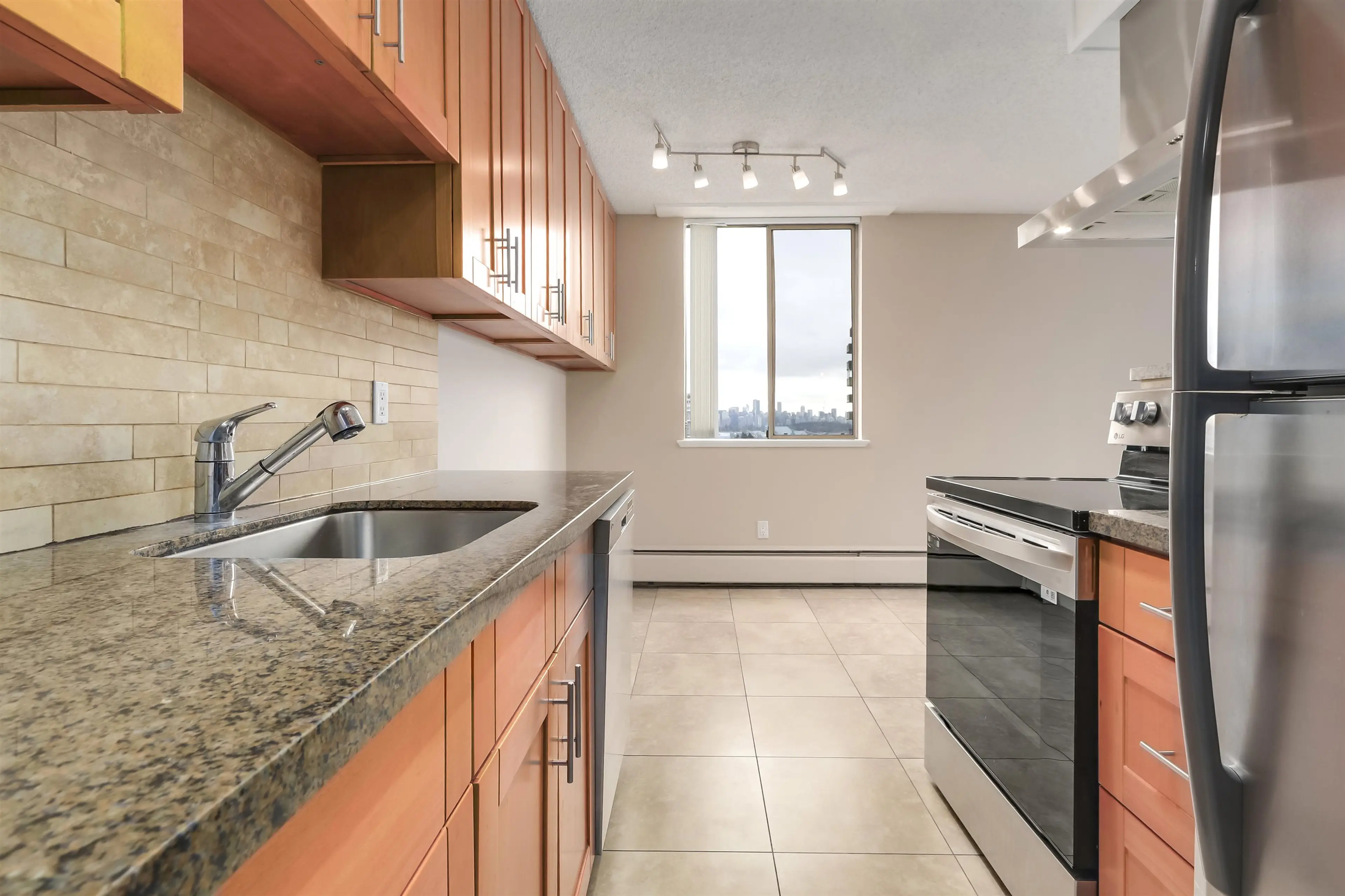 Property at #1411 2016 FULLERTON AVENUE, North Vancouver, BC