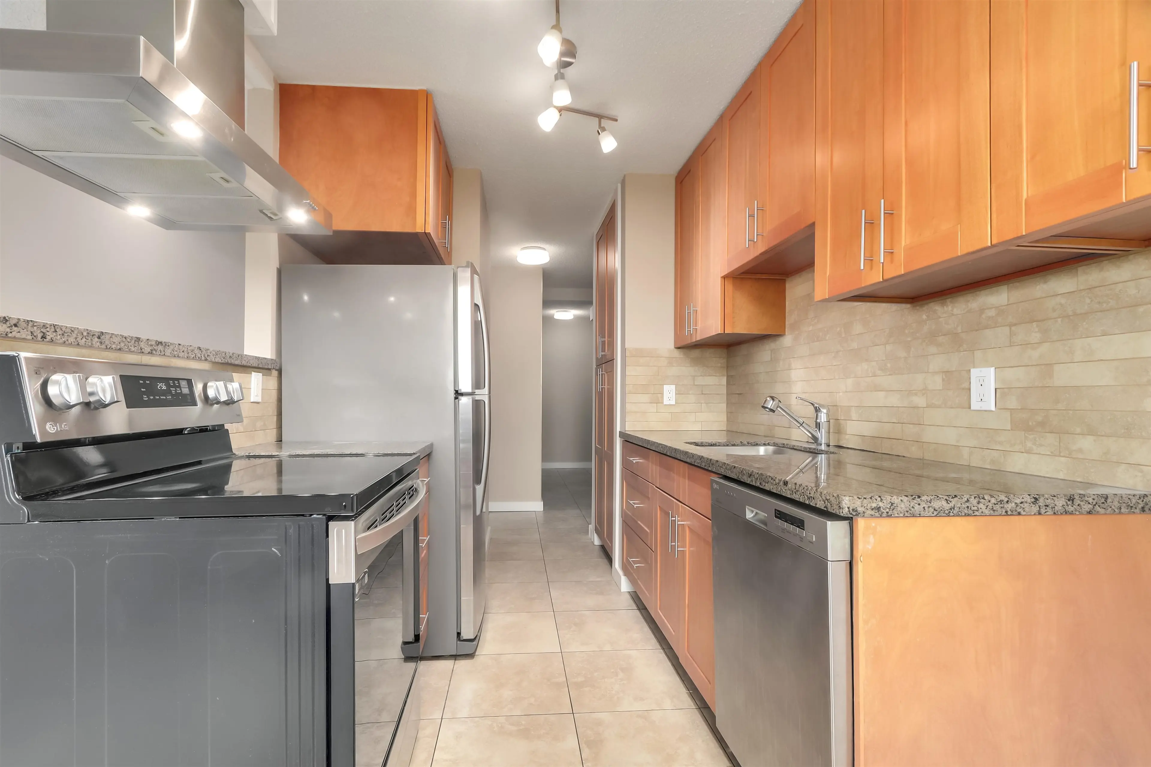 Property at #1411 2016 FULLERTON AVENUE, North Vancouver, BC