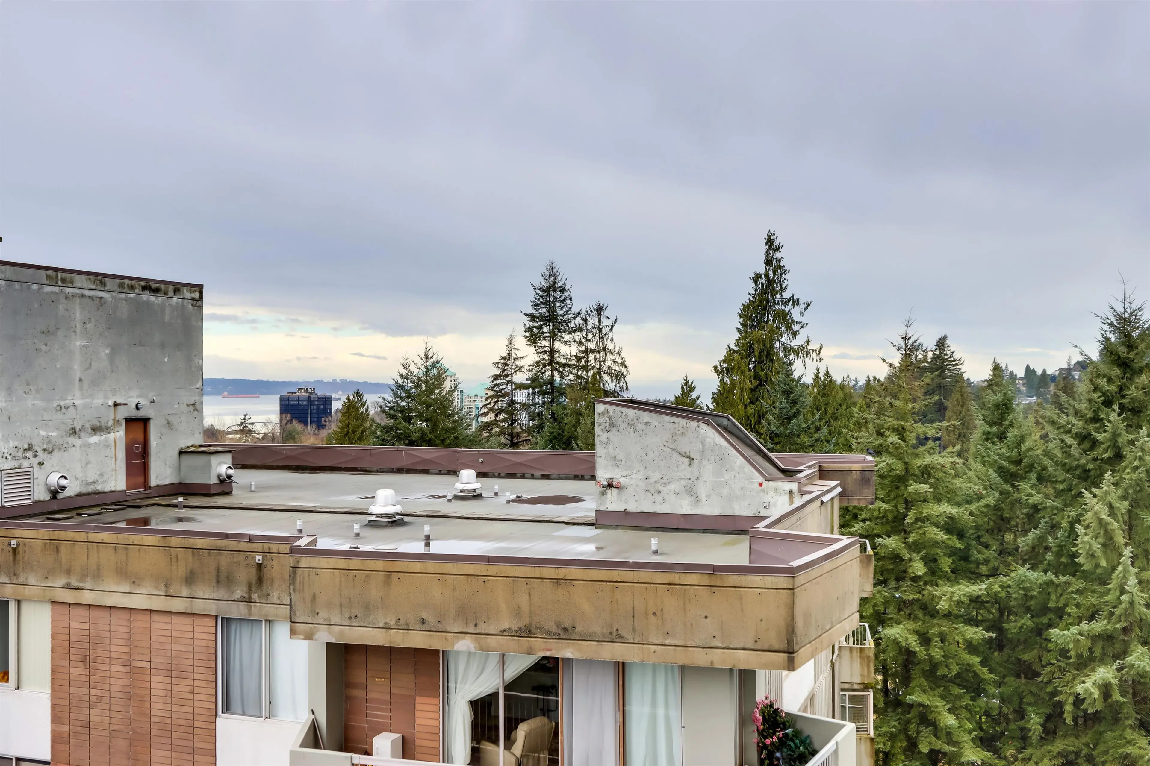 Property at #1411 2016 FULLERTON AVENUE, North Vancouver, BC