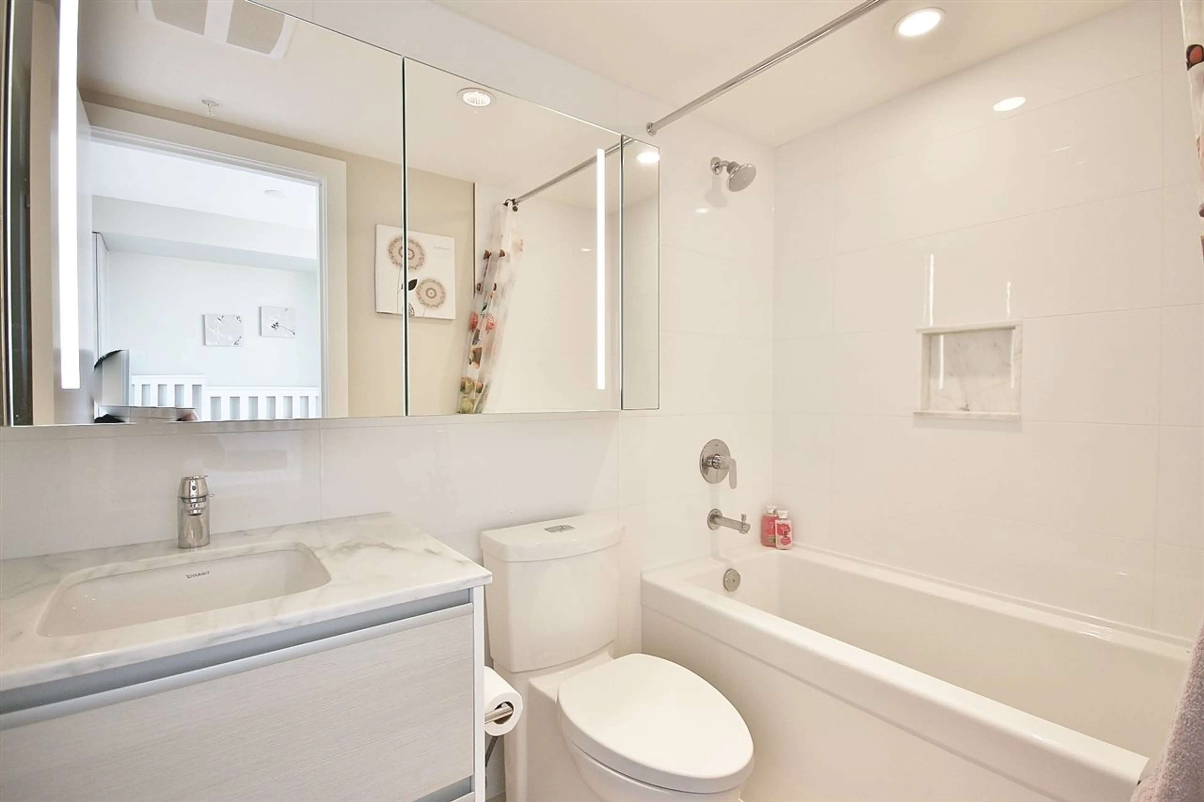 Property at #1110 13398 104 AVENUE, Surrey, BC