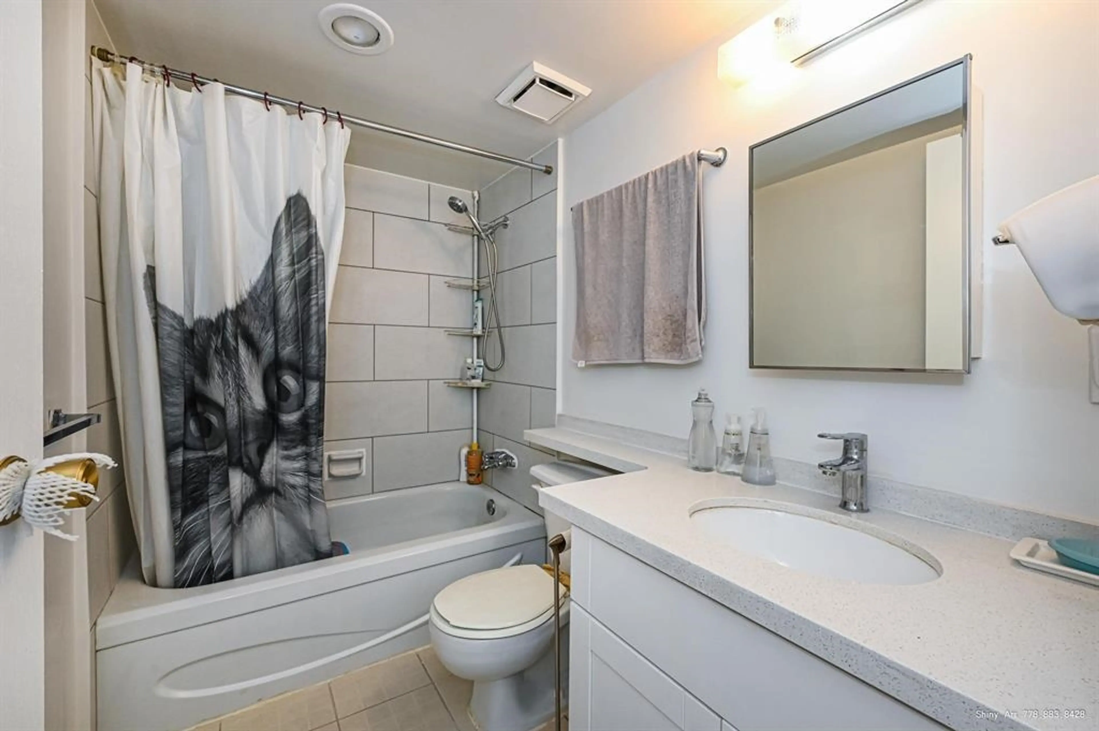 Property at #406 16 LAKEWOOD DRIVE, Vancouver, BC