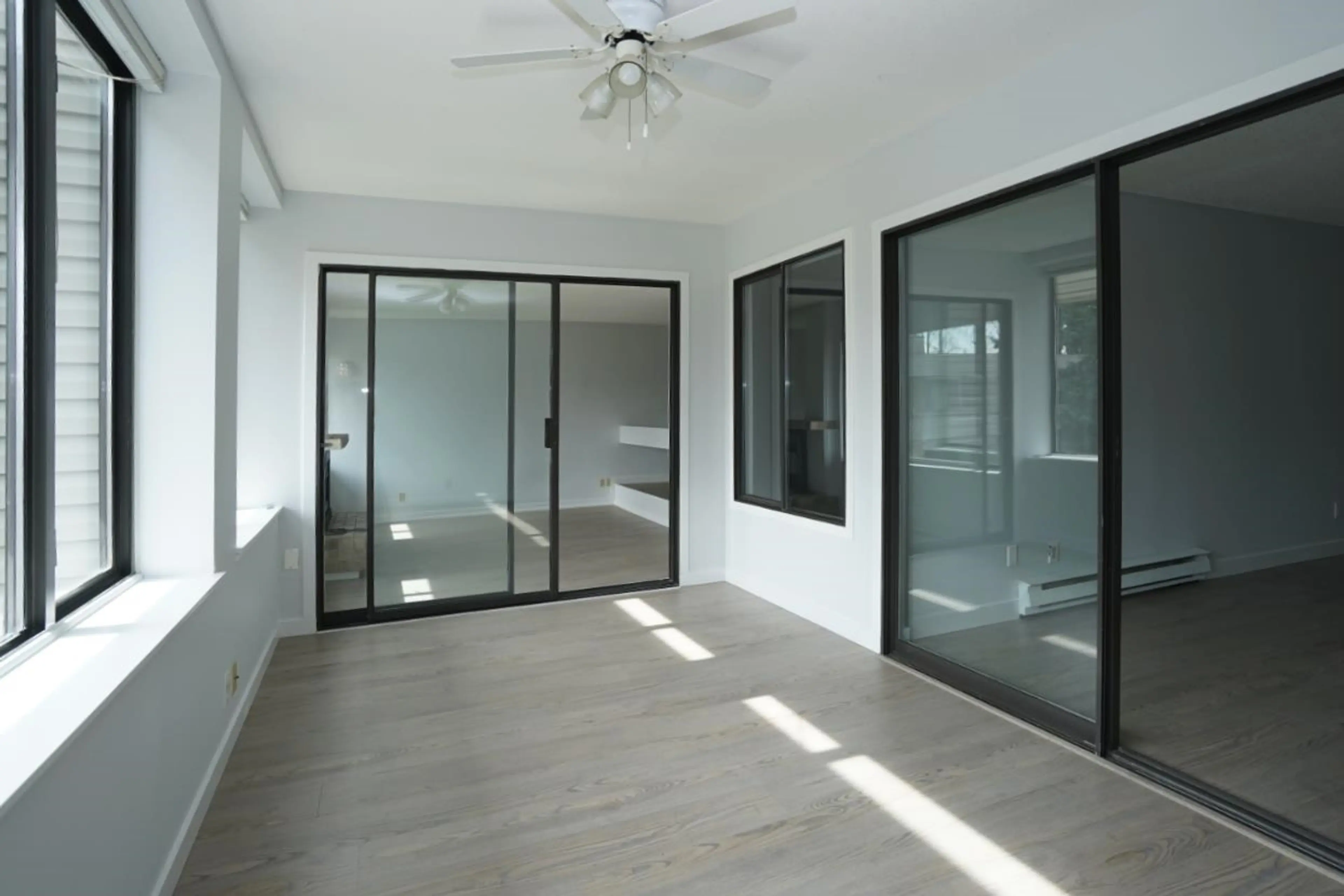 Property at #306 15275 19 AVENUE, Surrey, BC